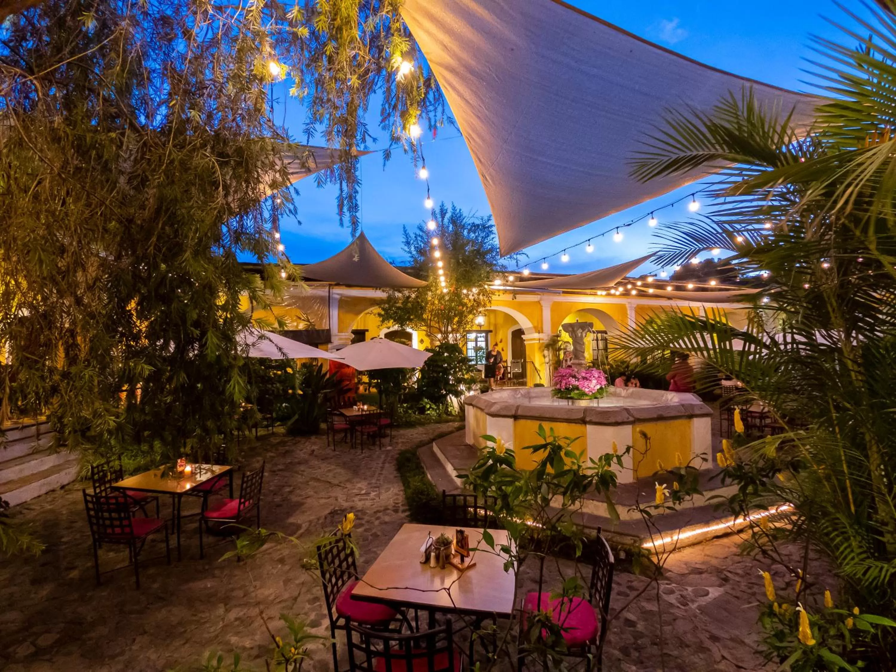 Garden in Hotel Convento Santa Catalina by AHS