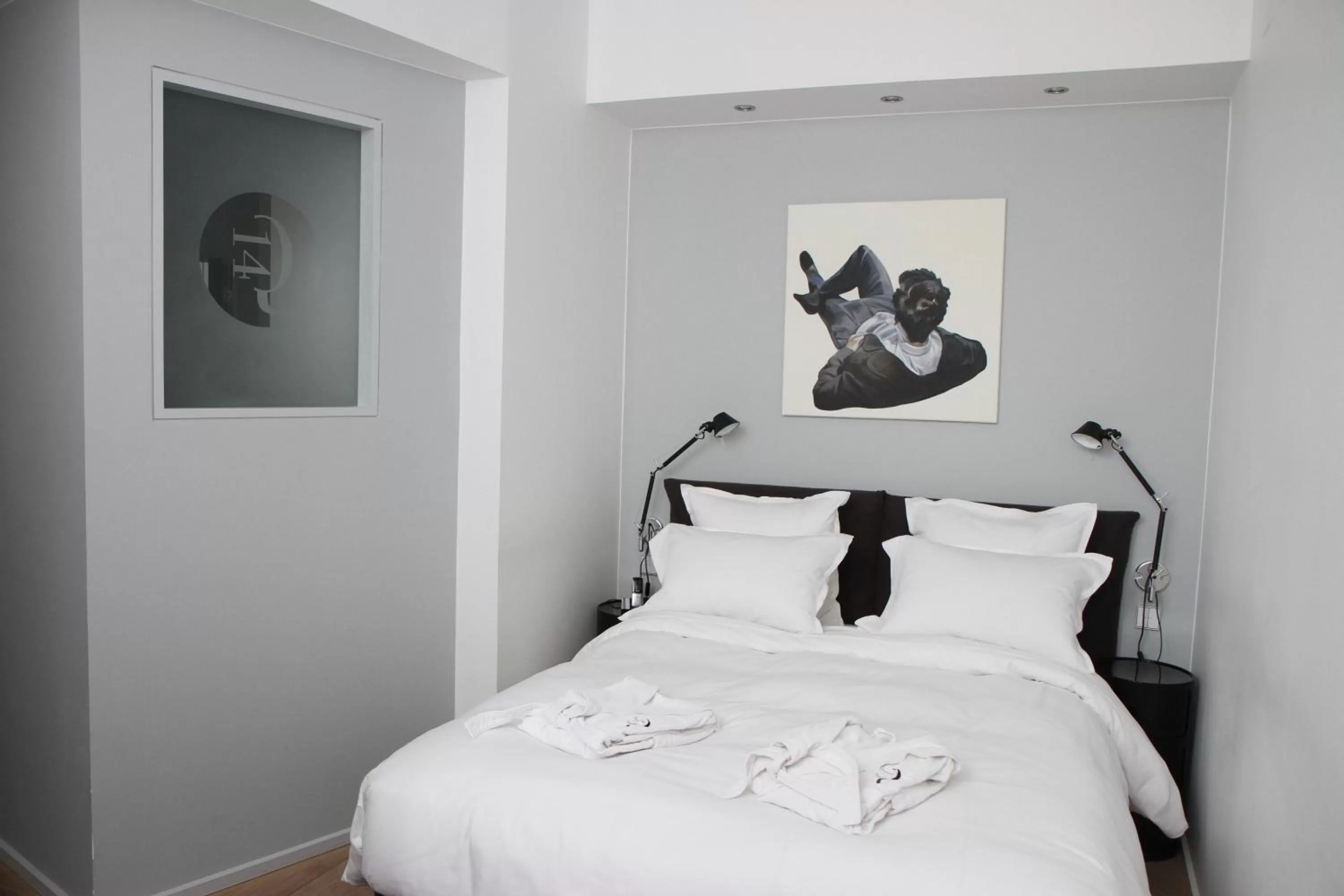 Decorative detail, Bed in Hôtel Quatorze