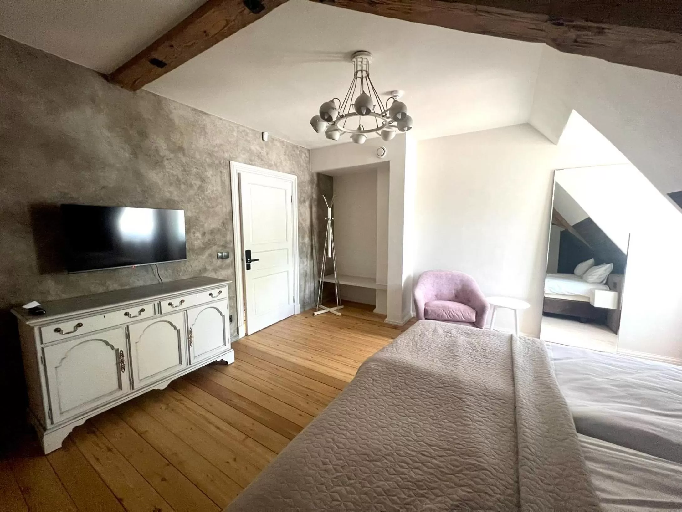 Bed in Hotel Rezidence Wannas Self Check in