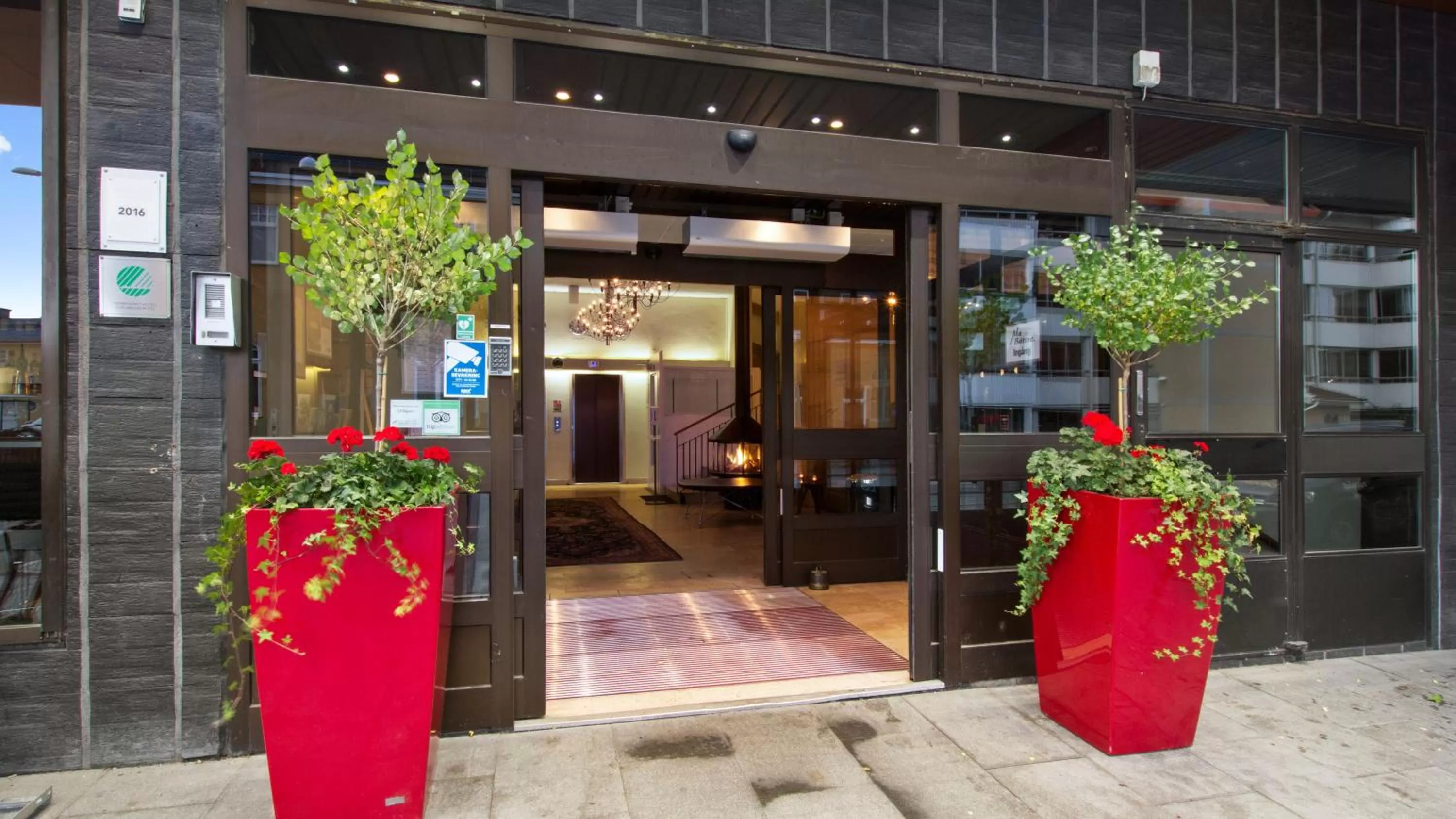 Property building in Best Western Plus Grand Hotel Elektra