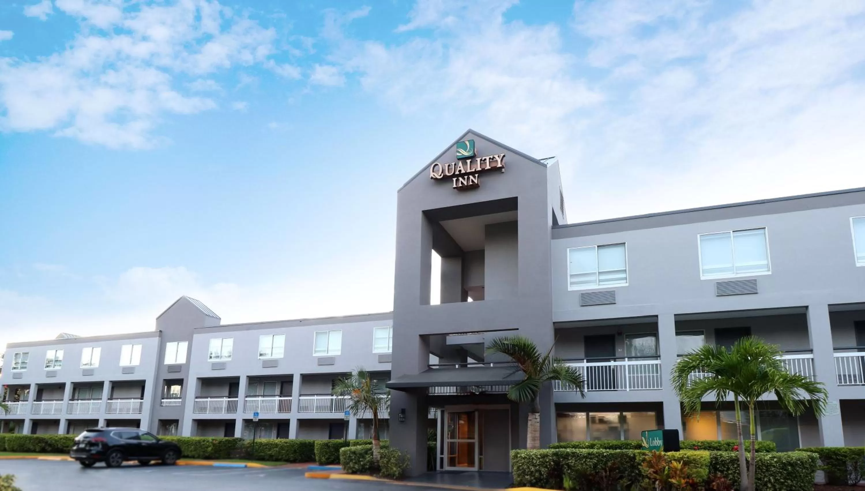 Property building in Quality Inn Miami Airport - Doral