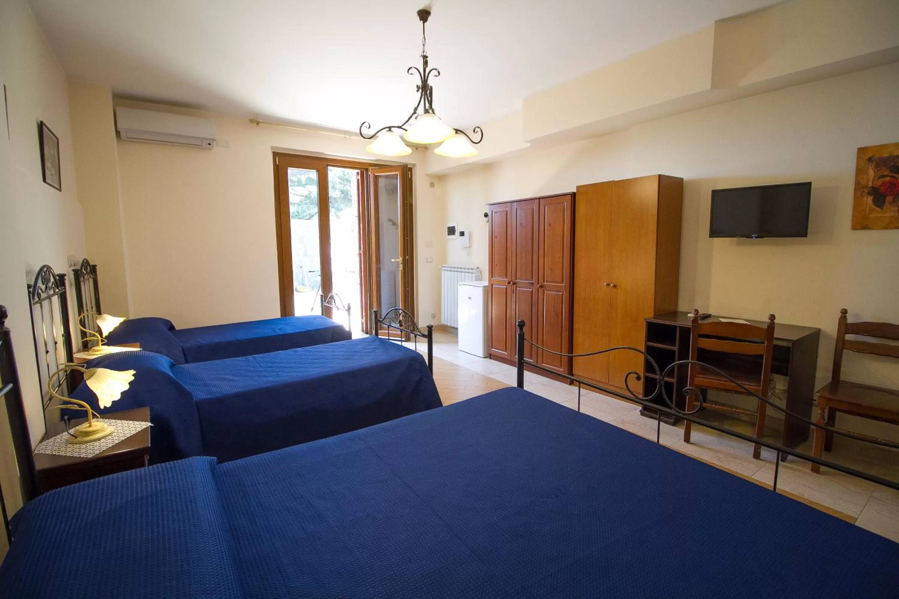 Bed in Etna Royal View