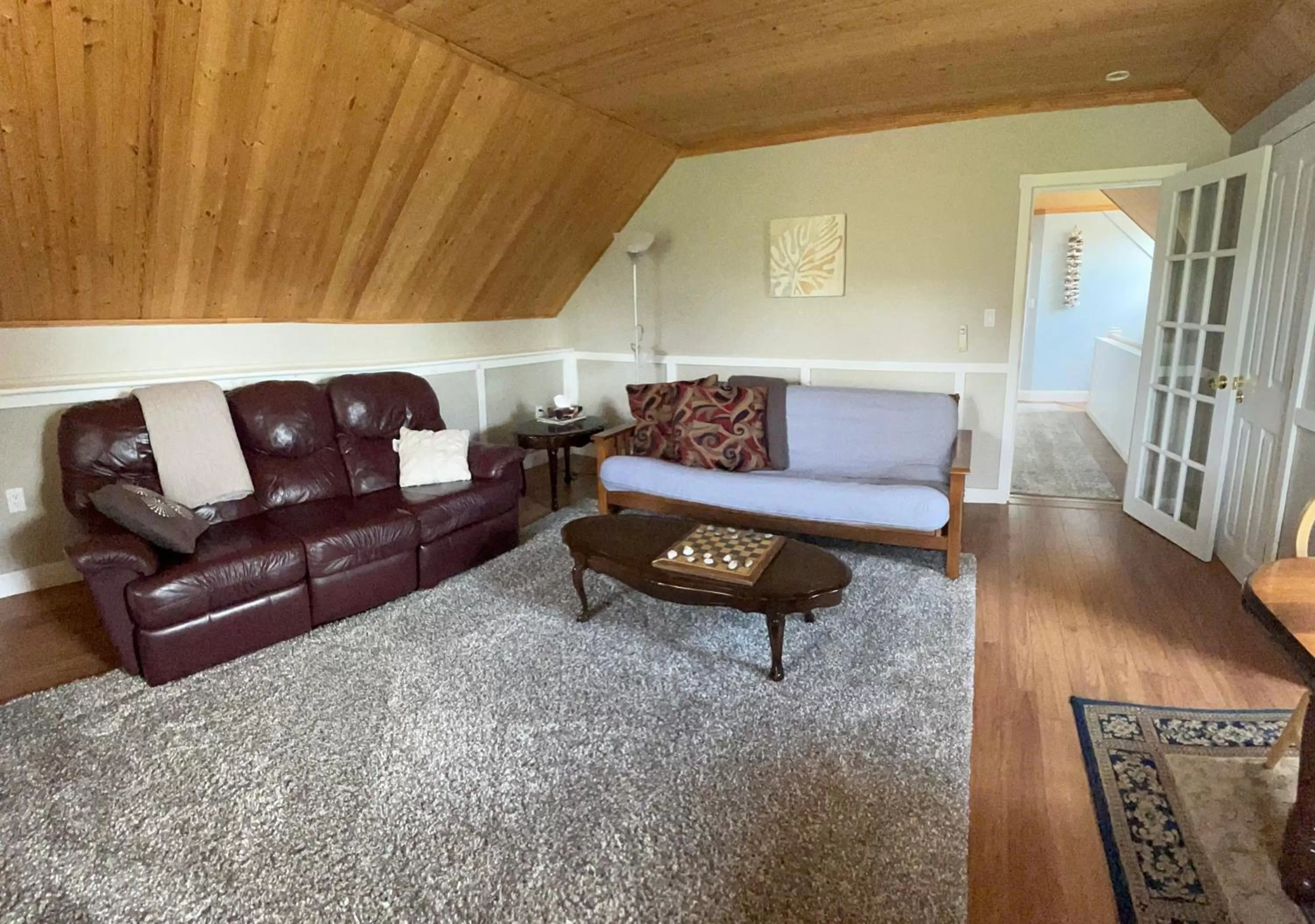 Alma Shore Lane Suites & Cottages