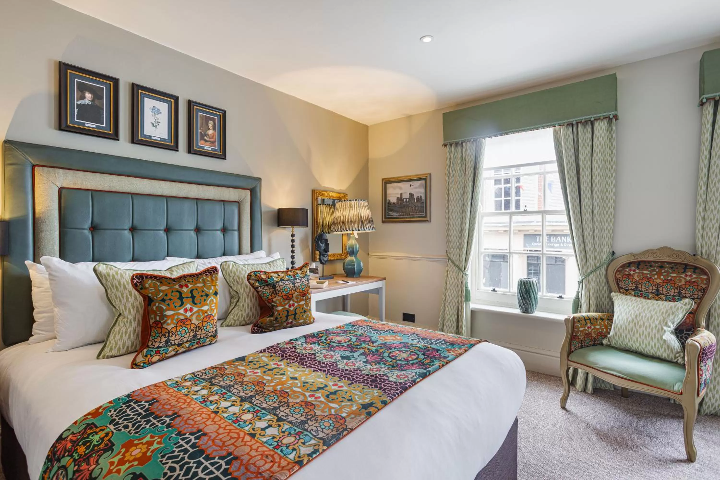 Bed in The George Hotel, Amesbury, Wiltshire - The Coaching Inn Group