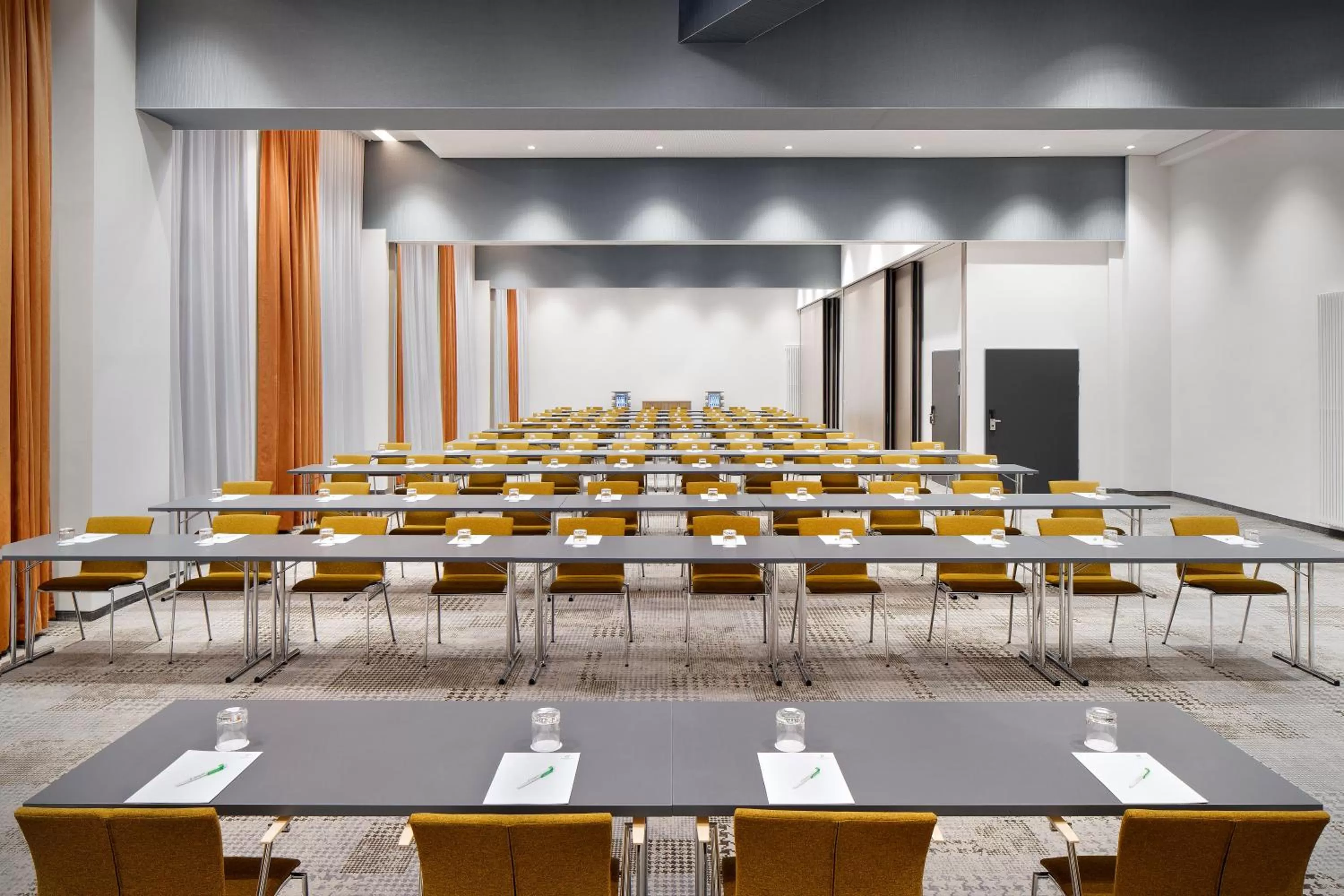 Meeting/conference room in Holiday Inn - Hamburg - HafenCity by IHG