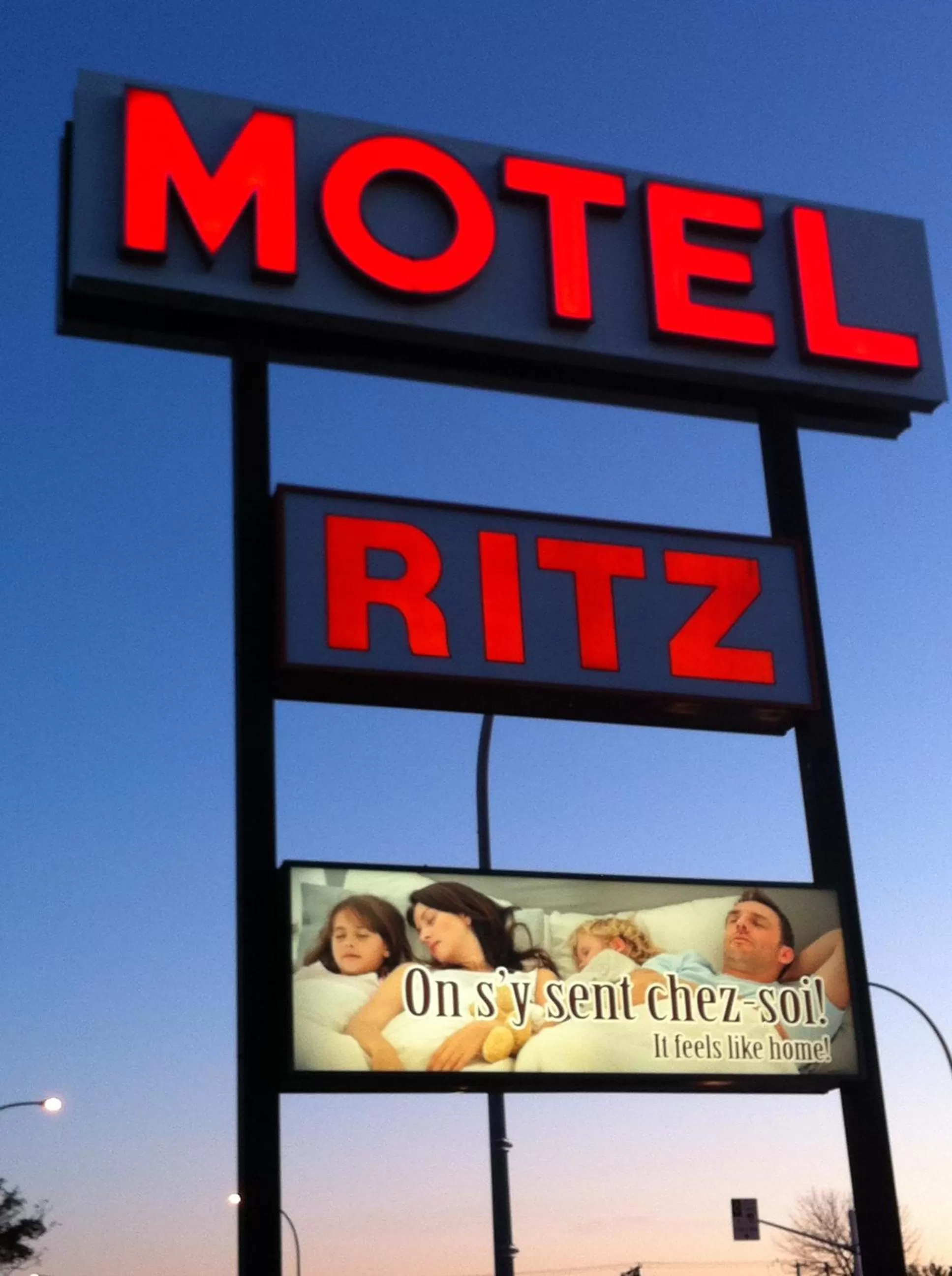 Property logo or sign in Motel Ritz