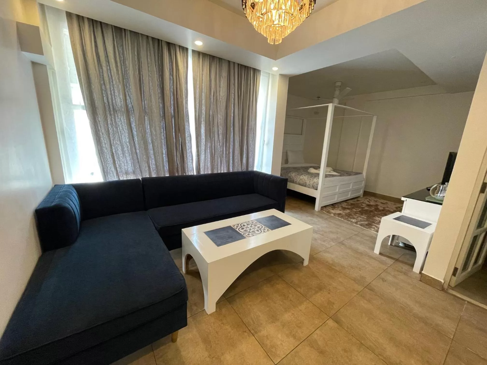 Bed, Seating Area in Pajaros Blu