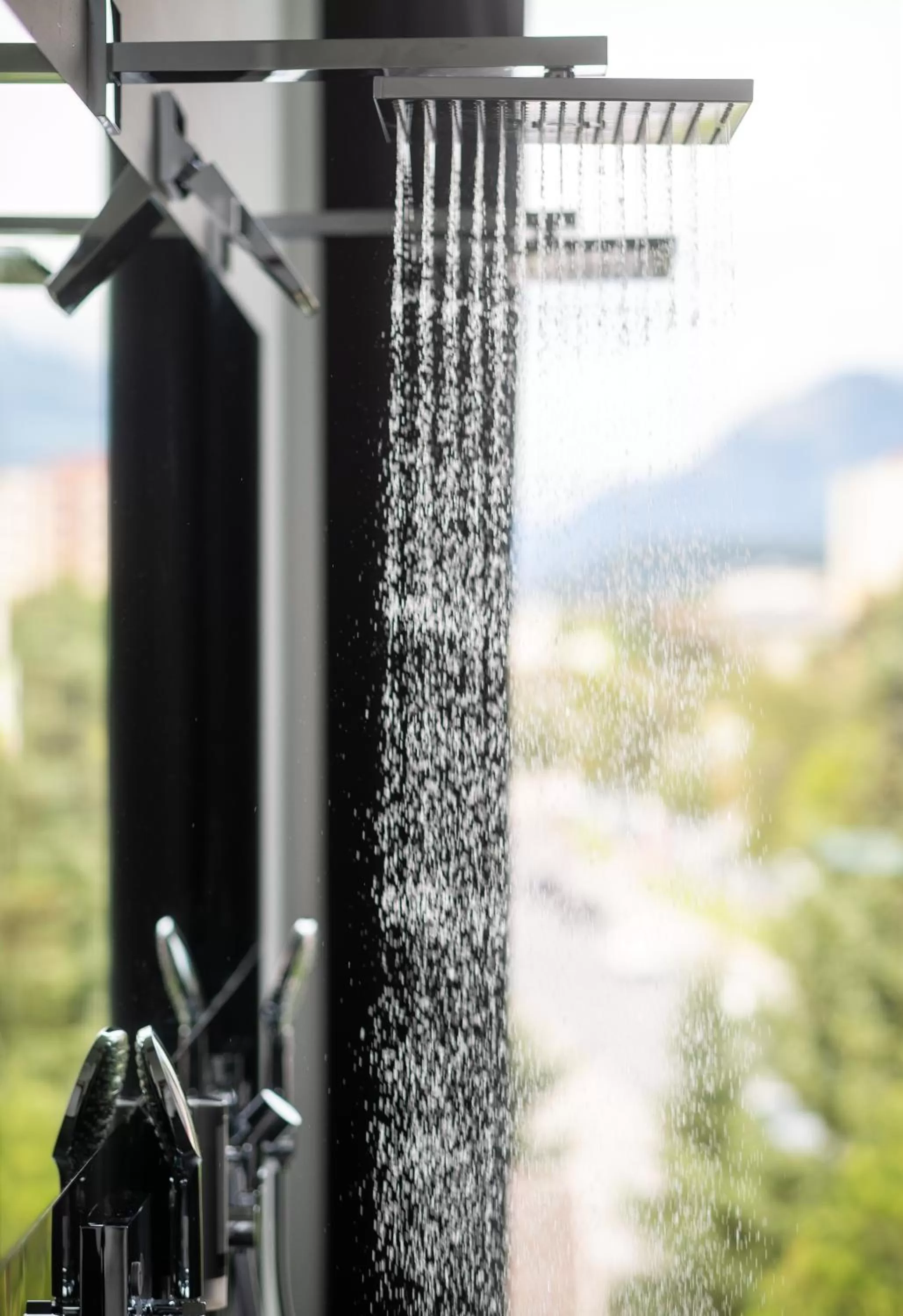 Shower in On The Way 24 - Sauna & Golfsimulator inklusive