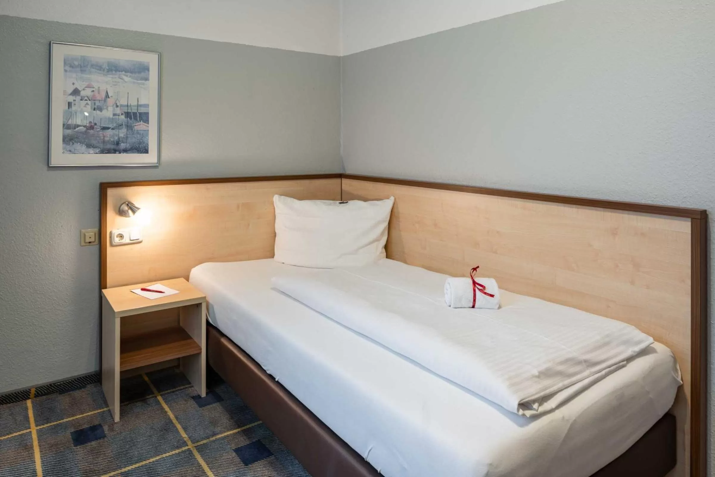 Budget Single Room - single occupancy in Astoria Easy