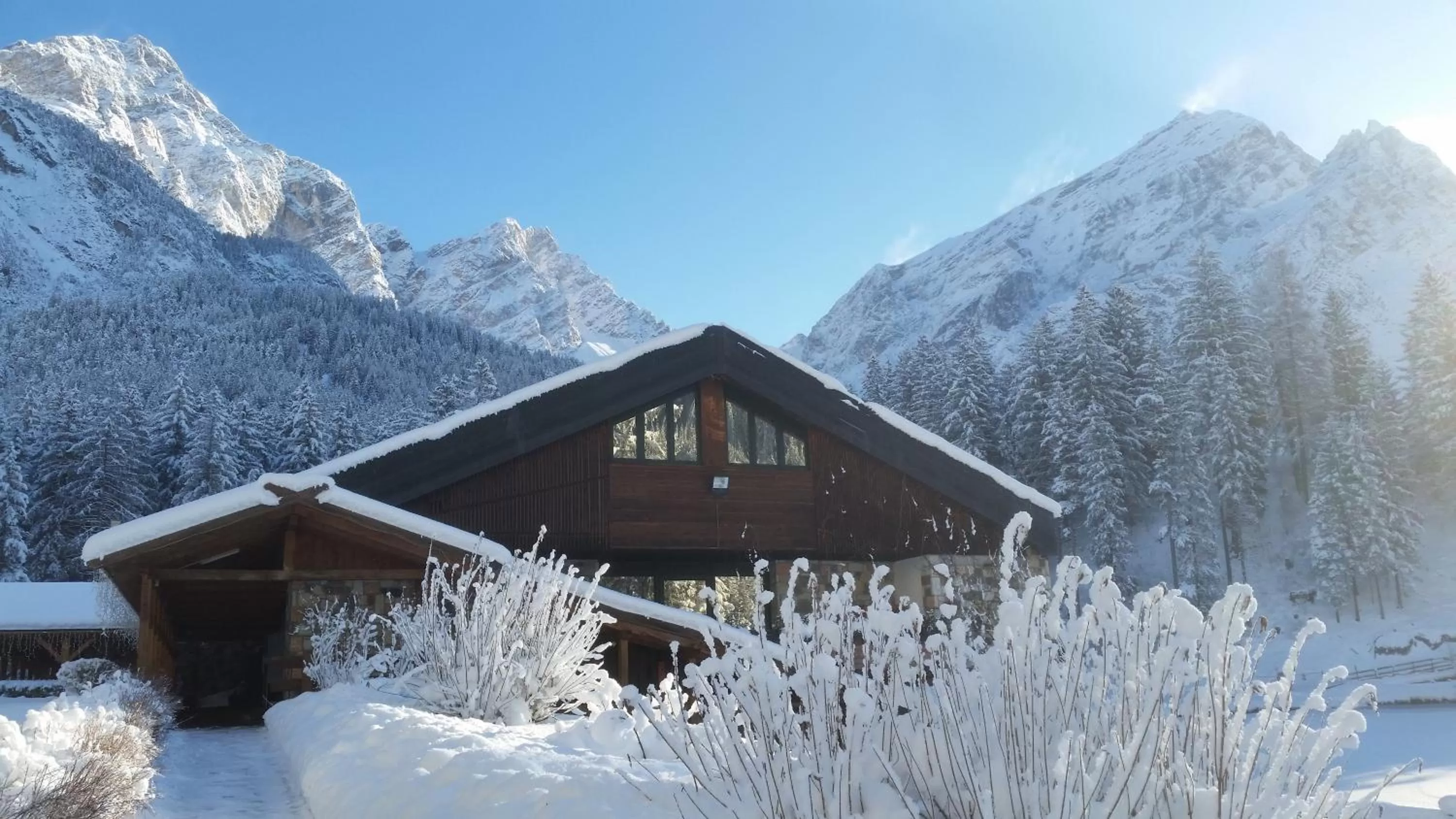 Facade/entrance in Chalet Al Lago