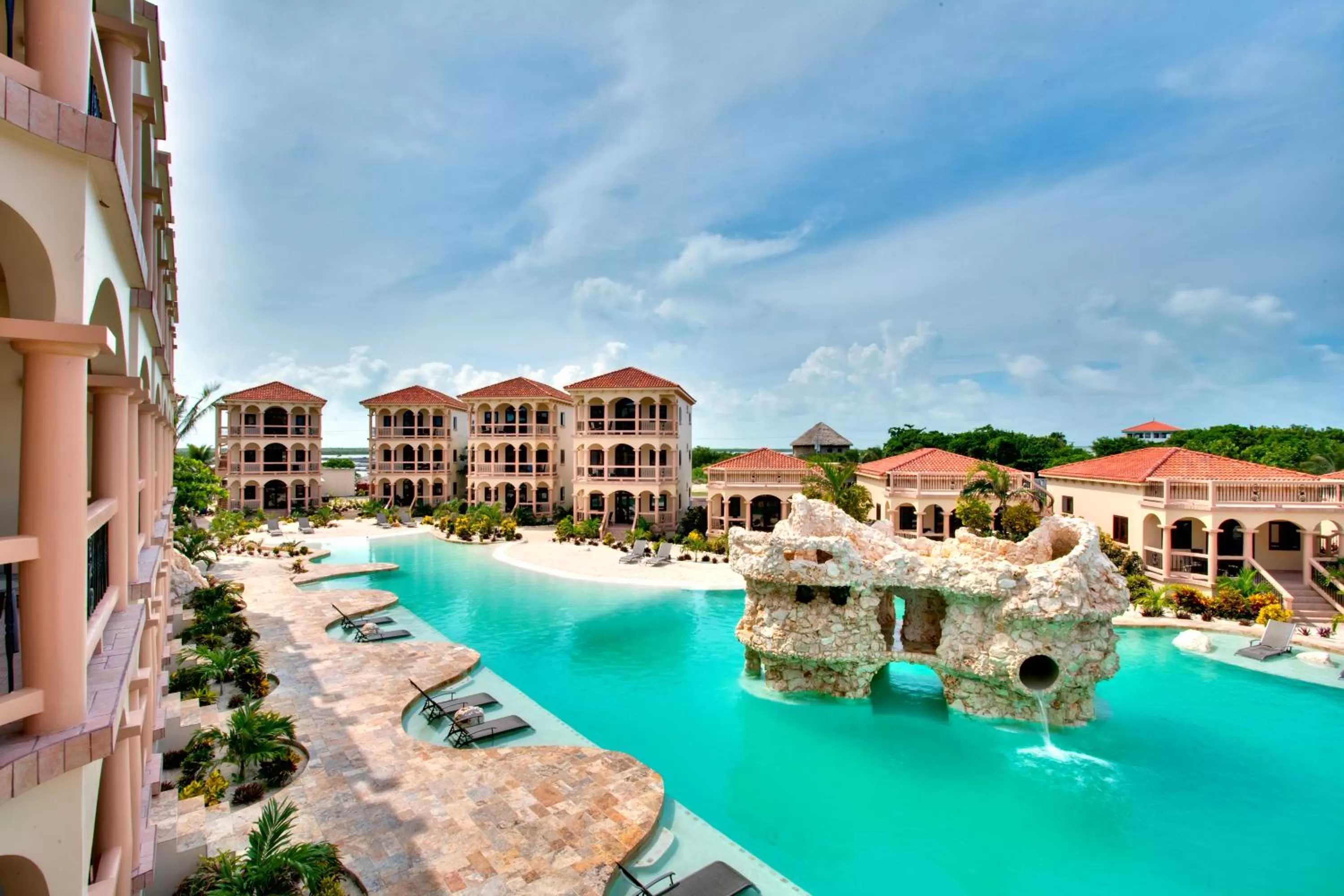 Pool view in Coco Beach Resort