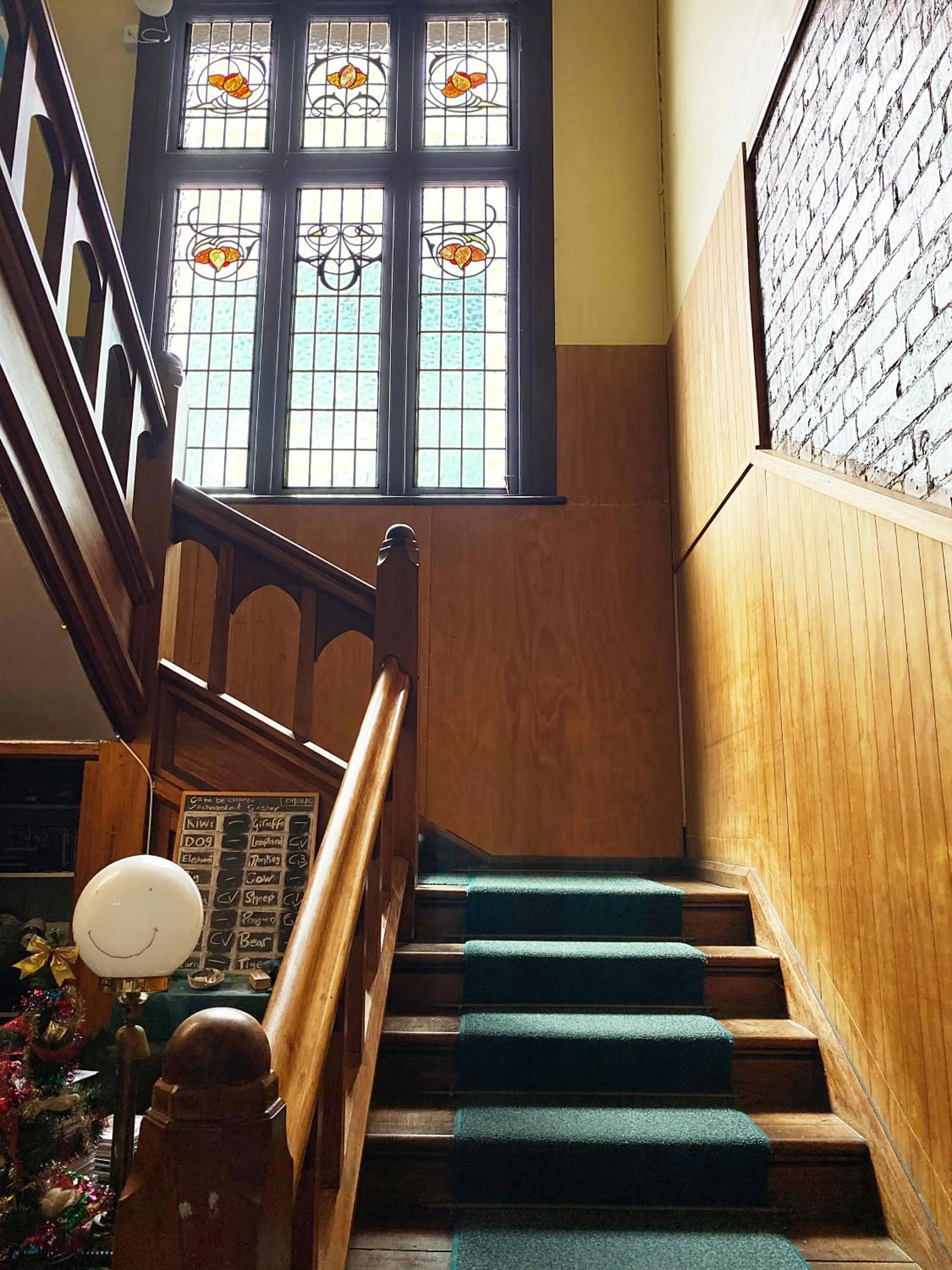 Decorative detail in Noah's Ark Flashpacker