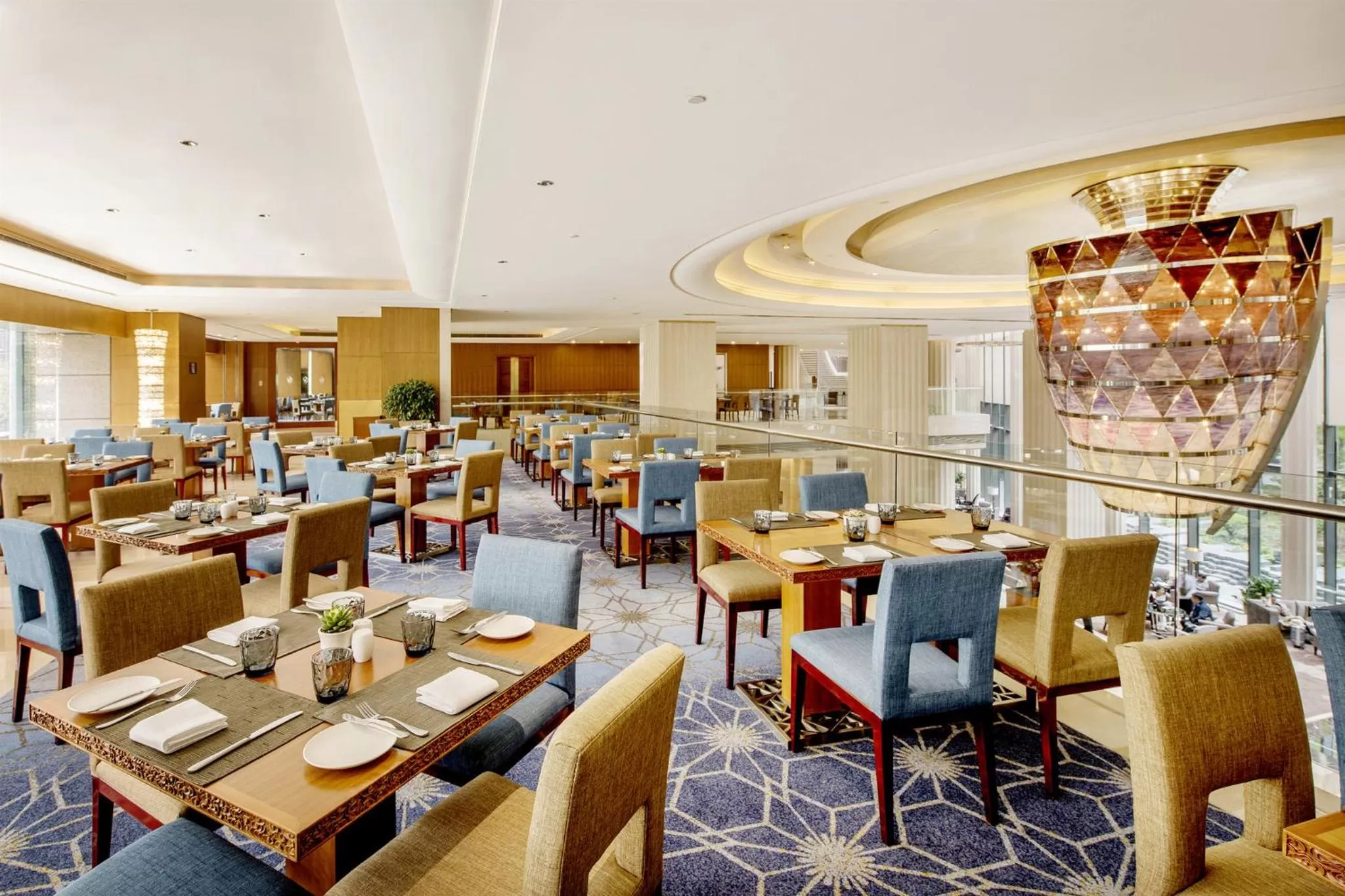 Restaurant/places to eat in Regent Beijing