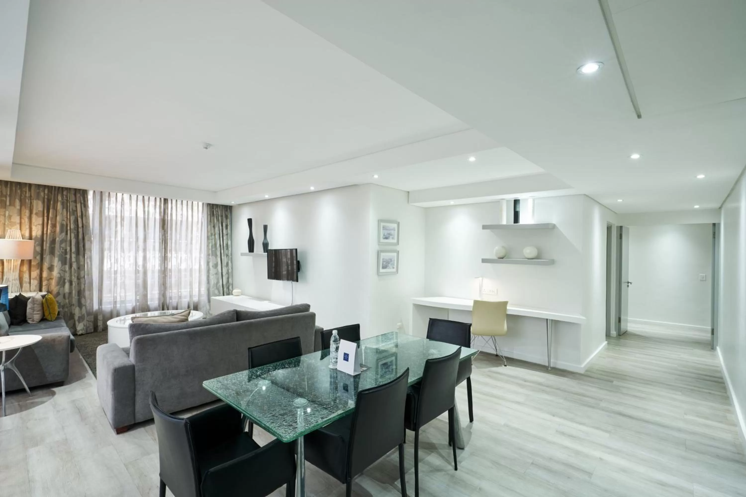 Living room in Protea Hotel by Marriott Cape Town North Wharf