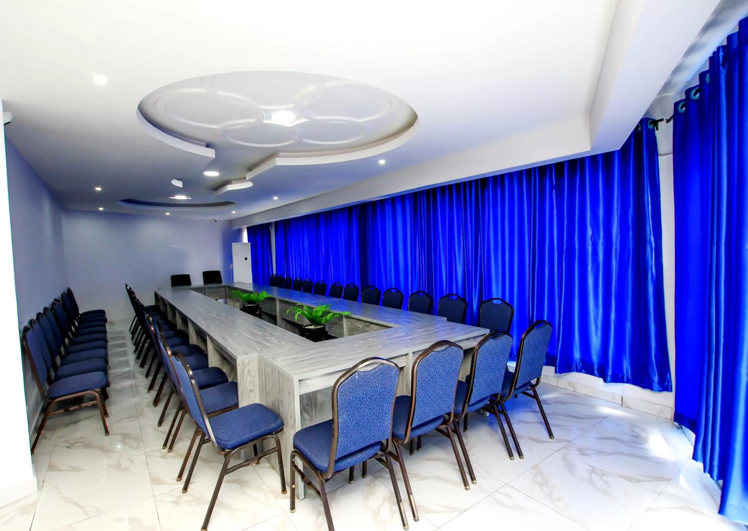 Meeting/conference room in Hotel Galilée