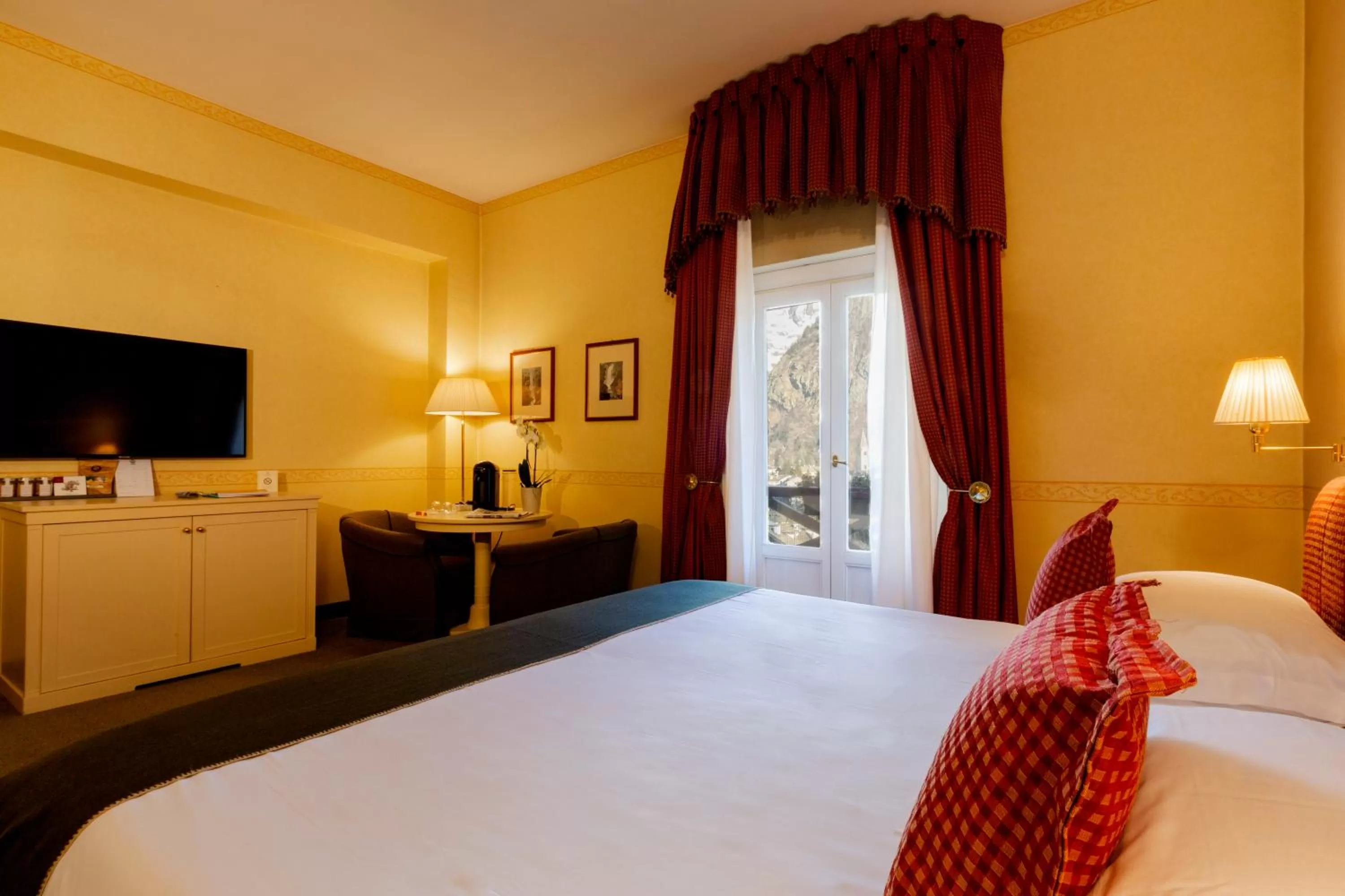 Bed in Grand Hotel Royal E Golf