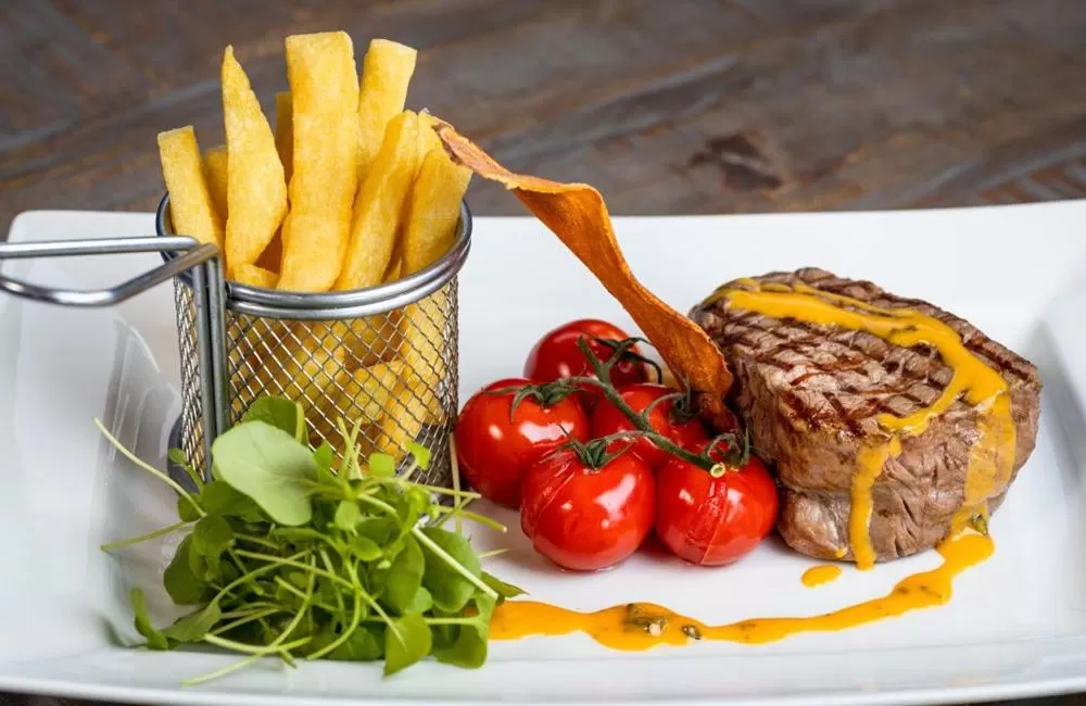 Food in Applegarth Villa Hotel & Restaurant (Adult Only)