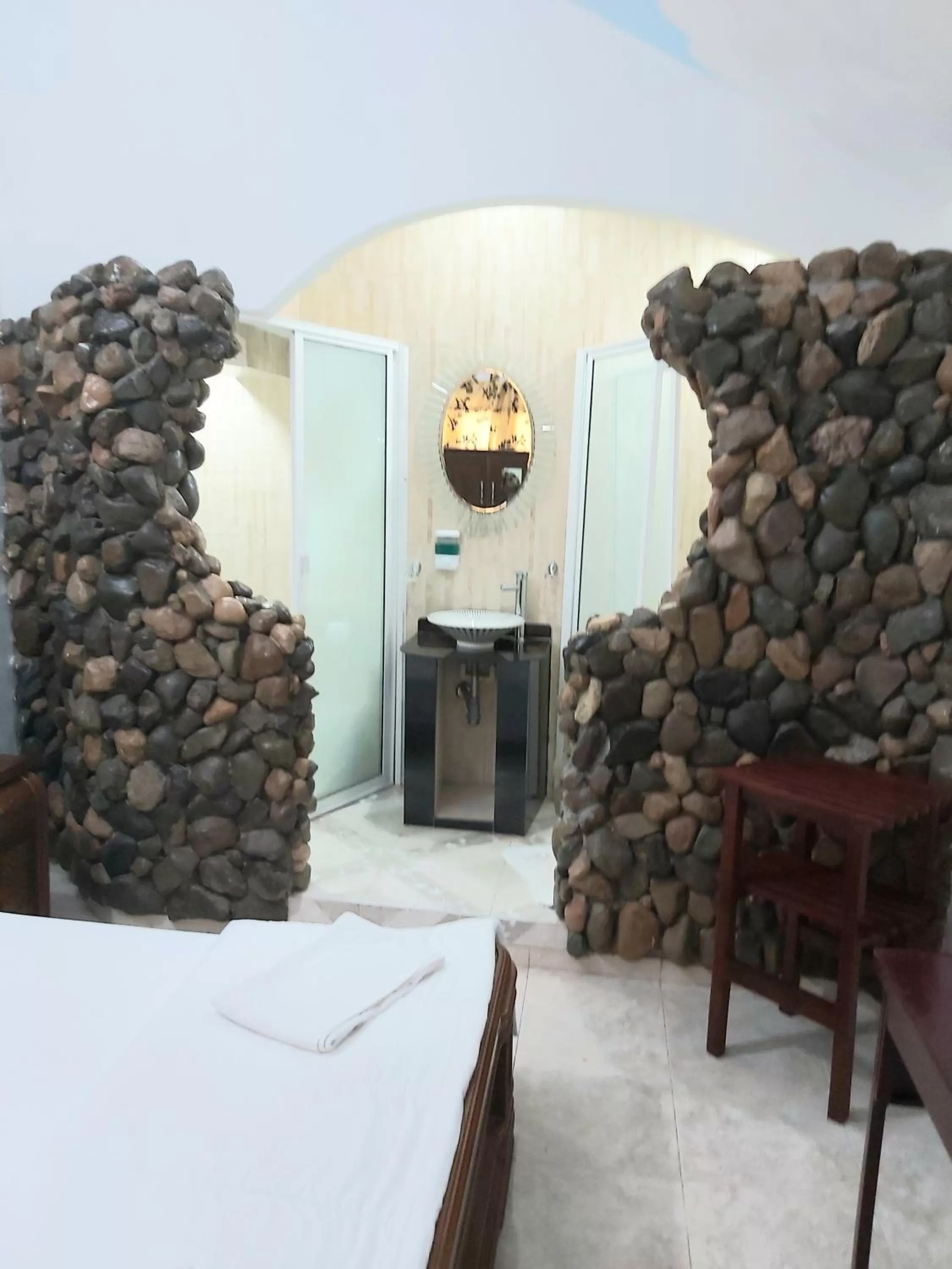 Bathroom, Bed in Eco-Hotel Villa Elina