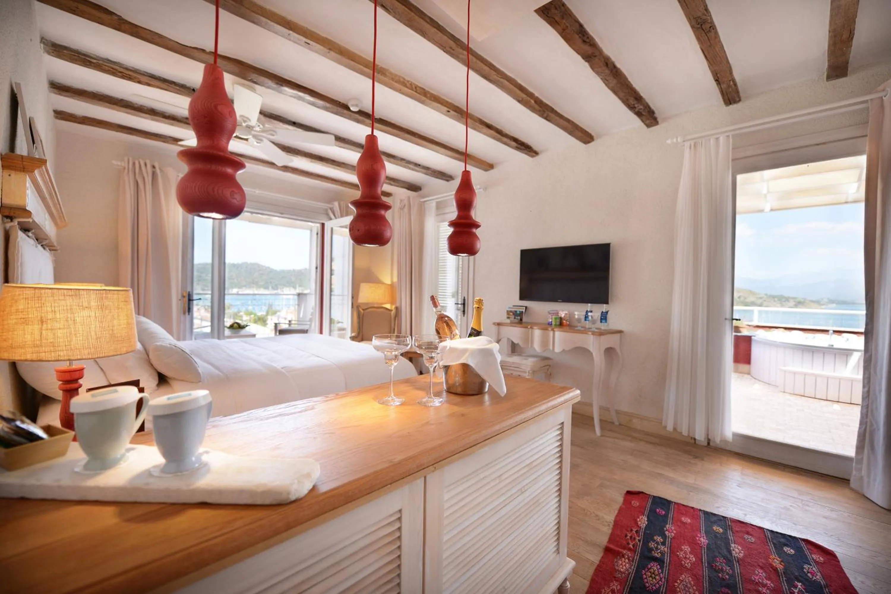 Patio, Bed in Hotel Unique-Boutique Class - Adults Only