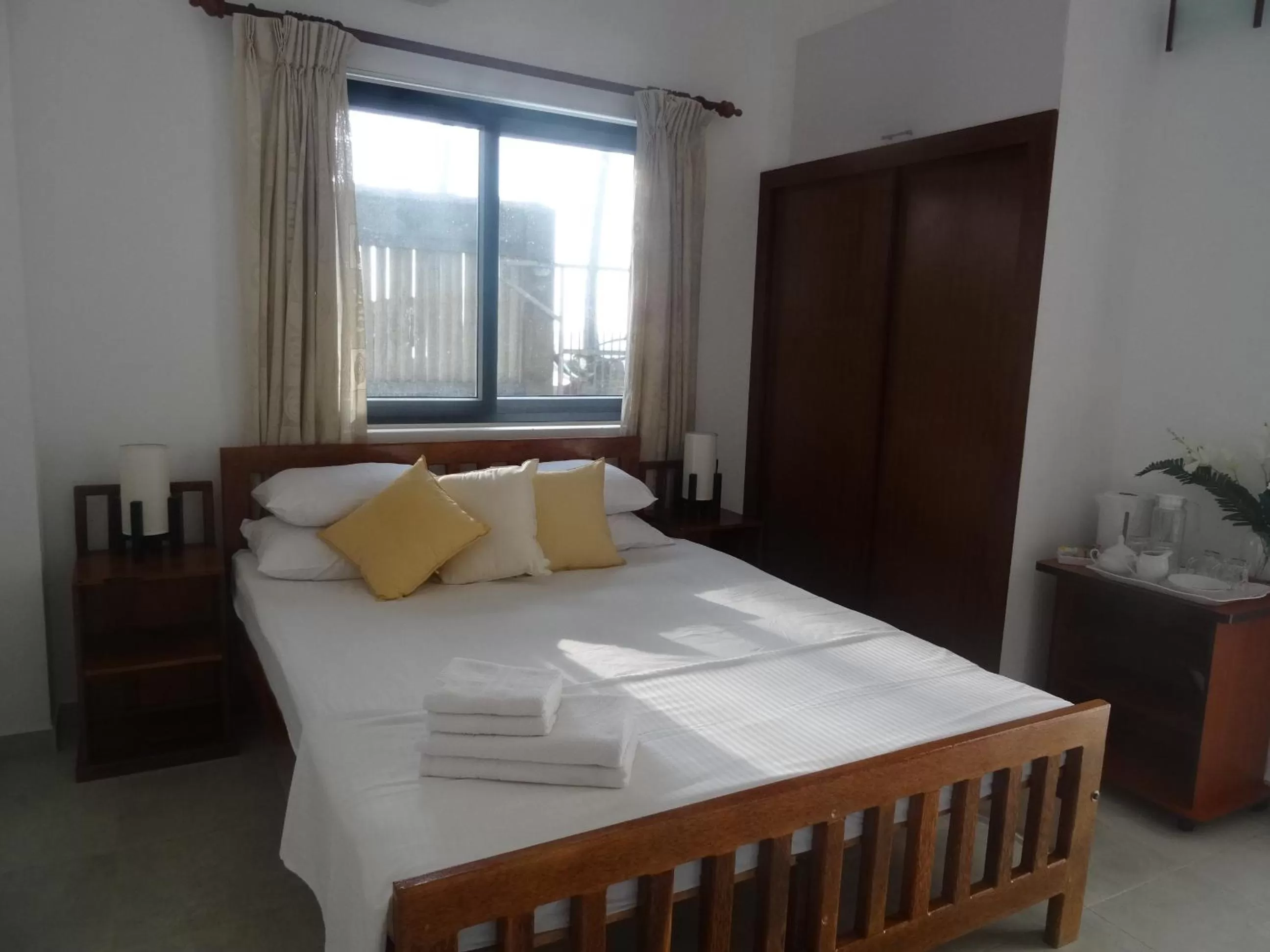 Bed in Amssler Beach Stay