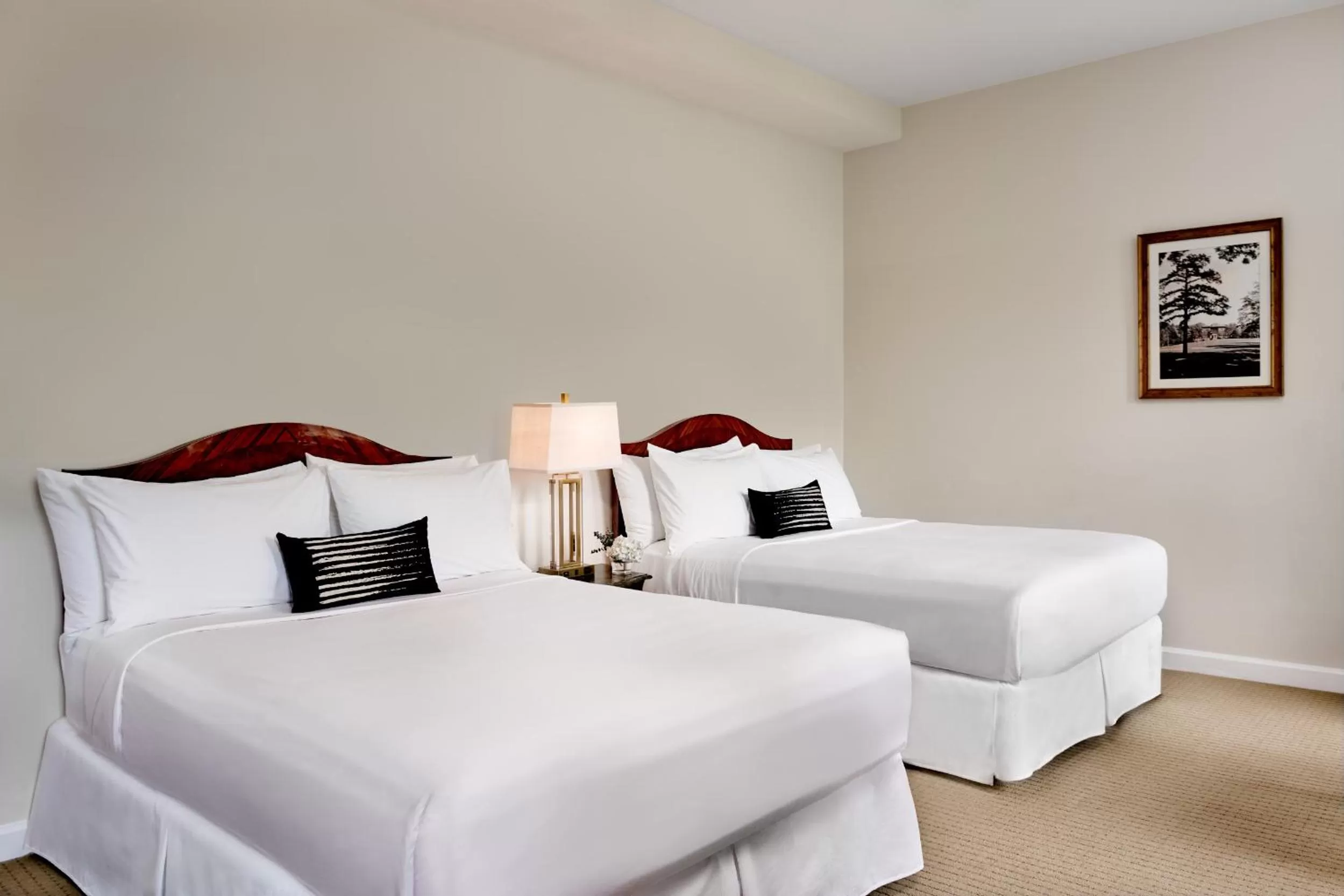 Bedroom, Bed in Inn at Carnall Hall