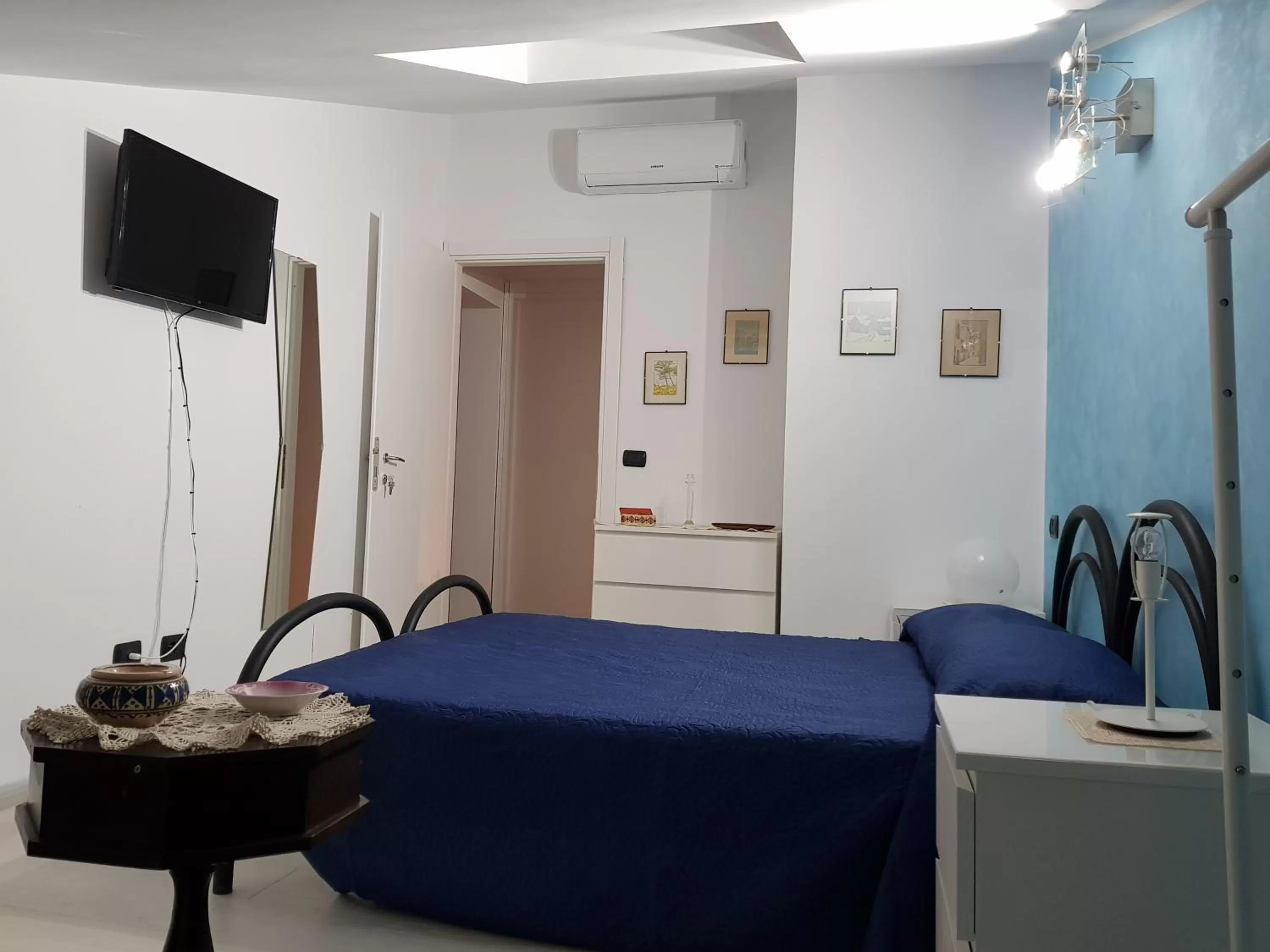 Dormi da me sul mare