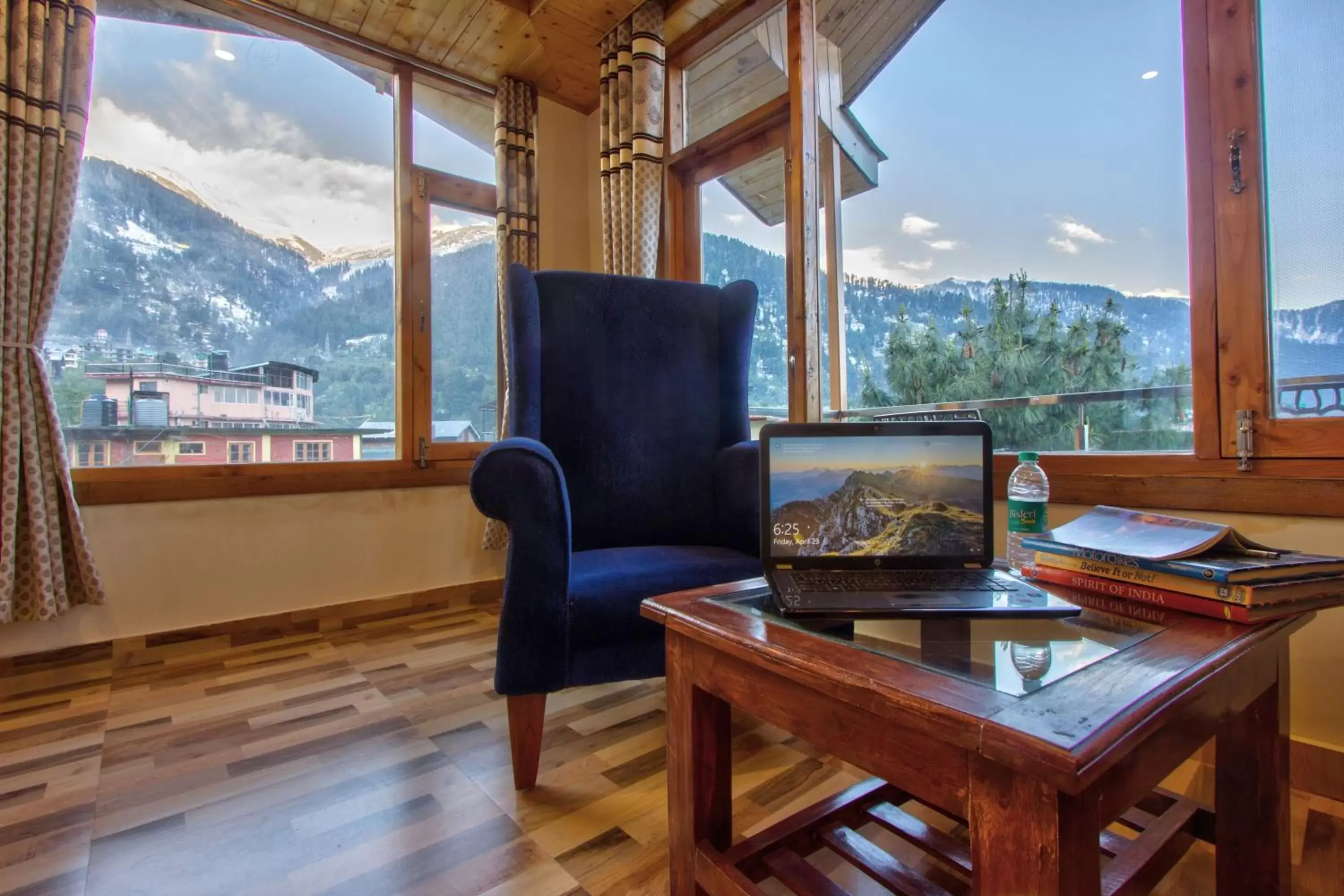 Deluxe King Room in Snow City's Montana Blues Resort Manali - Heated & Air-Cooled Stay Deluxe King Room in Snow City's Montana Blues Resort Manali - Heated & Air-Cooled Stay