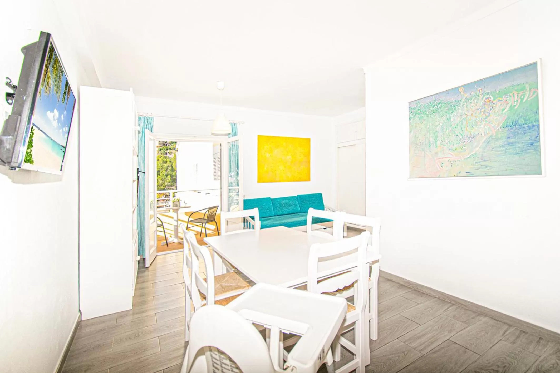 Communal lounge/ TV room in Apartamentos Falcó