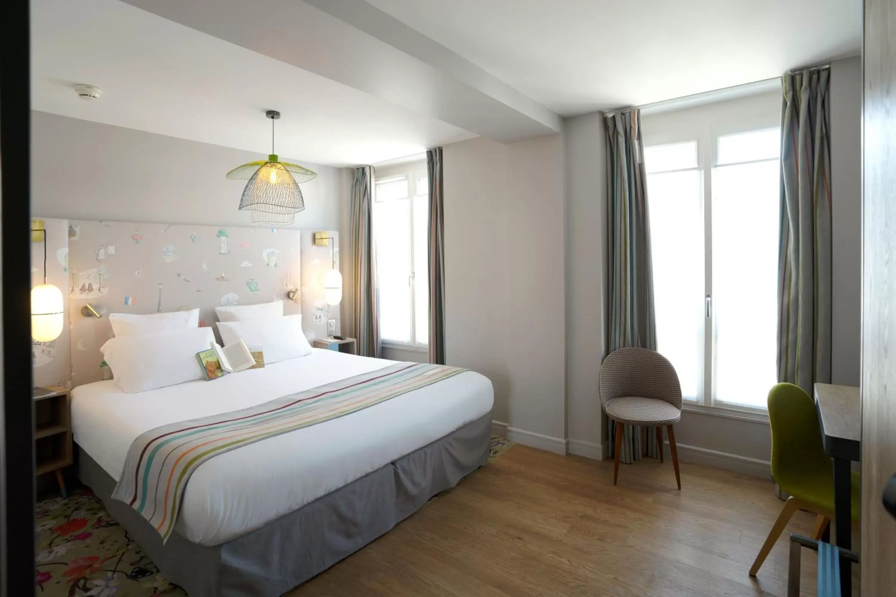 Superior King Room in Hotel Litteraire Marcel Ayme, BW Premier Collection Superior King Room in Hotel Litteraire Marcel Ayme, BW Premier Collection