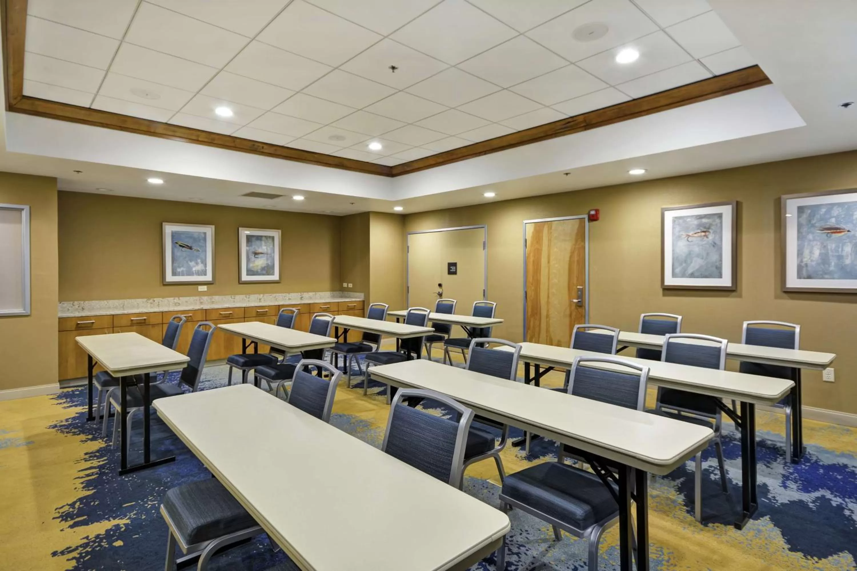 Meeting/conference room in Hampton Inn & Suites Grants Pass