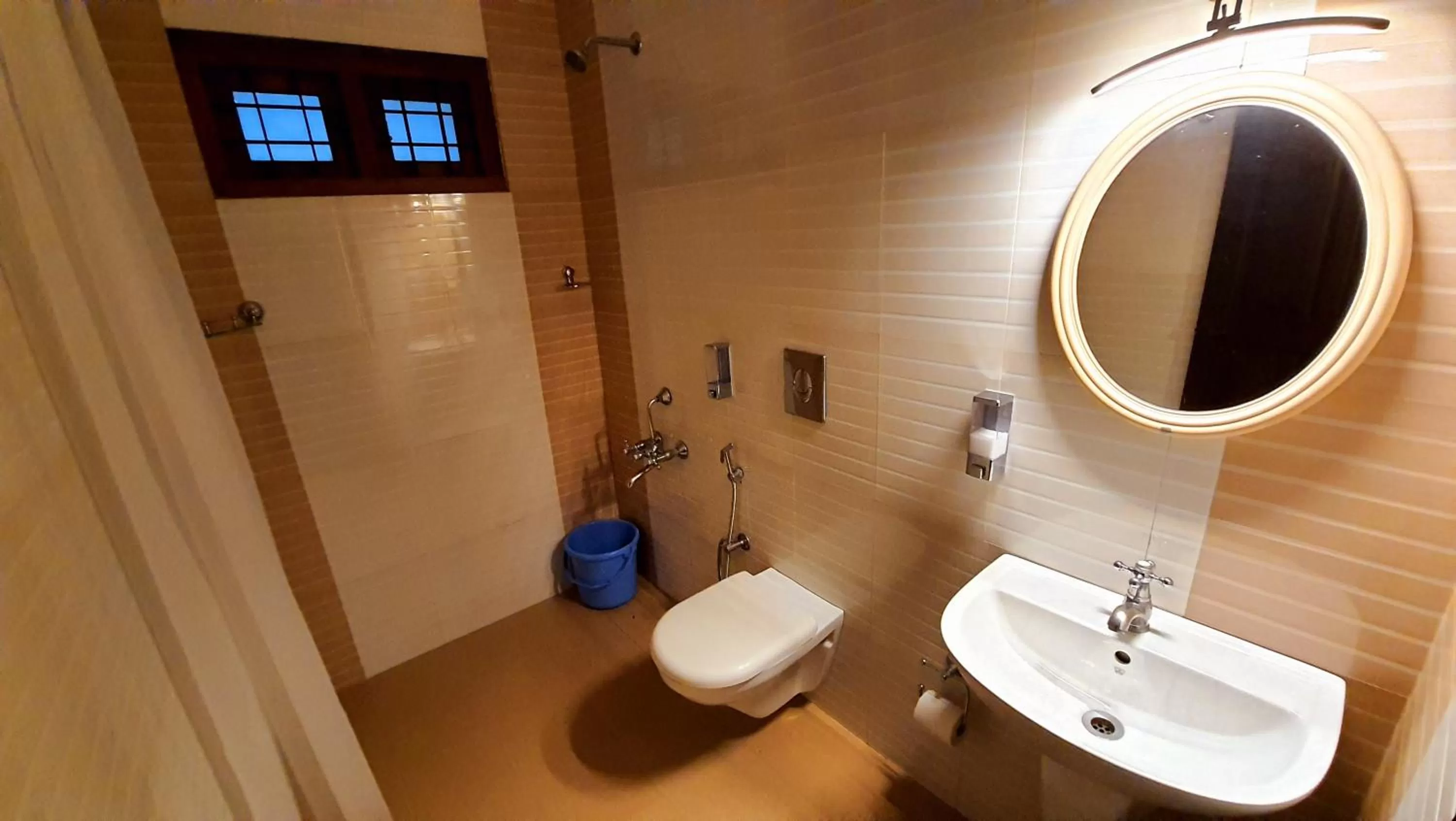 Bathroom in Avadale Masinagudi - Stag Groups Not Allowed