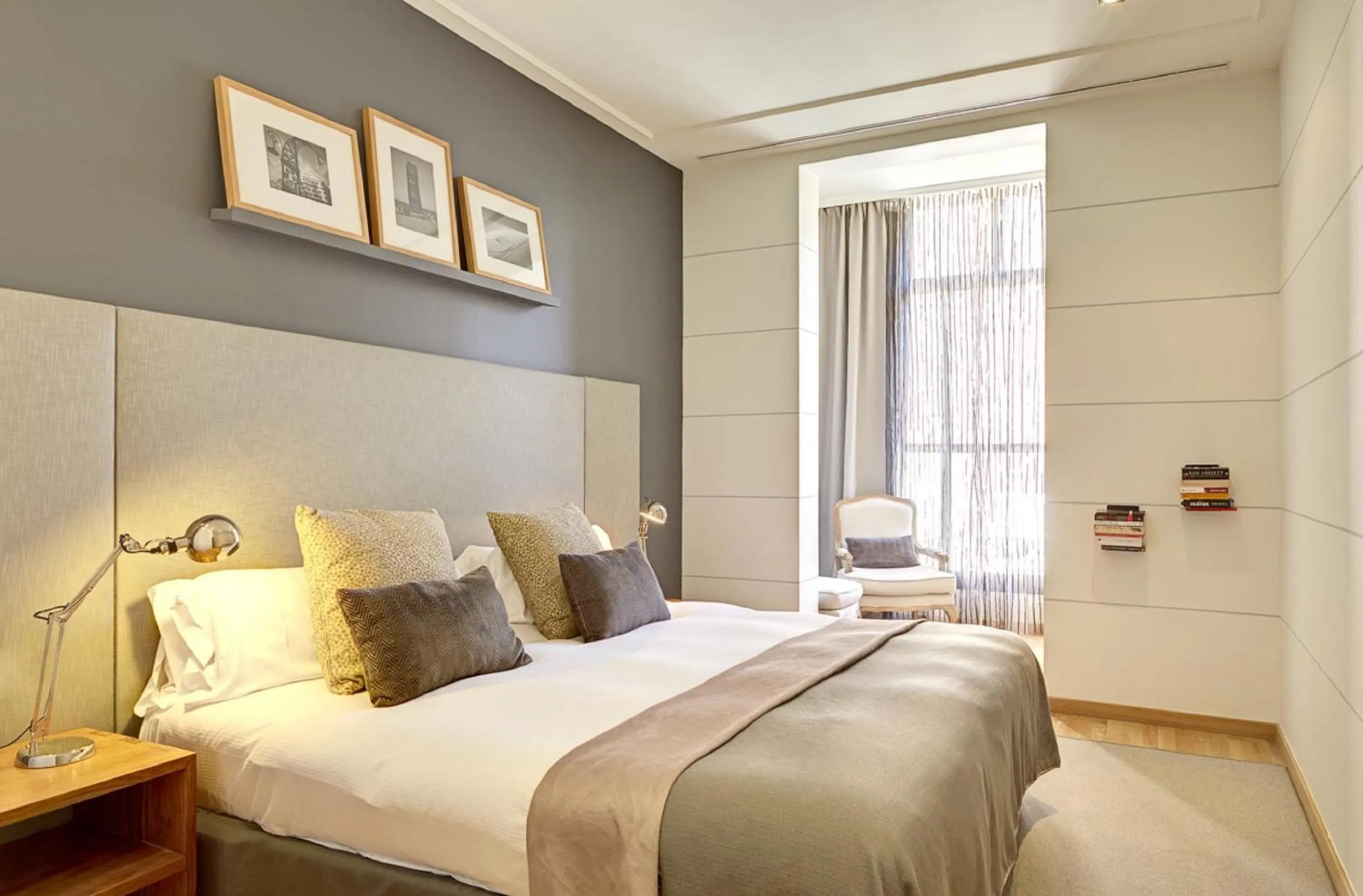 Bed in Apartments Sixtyfour