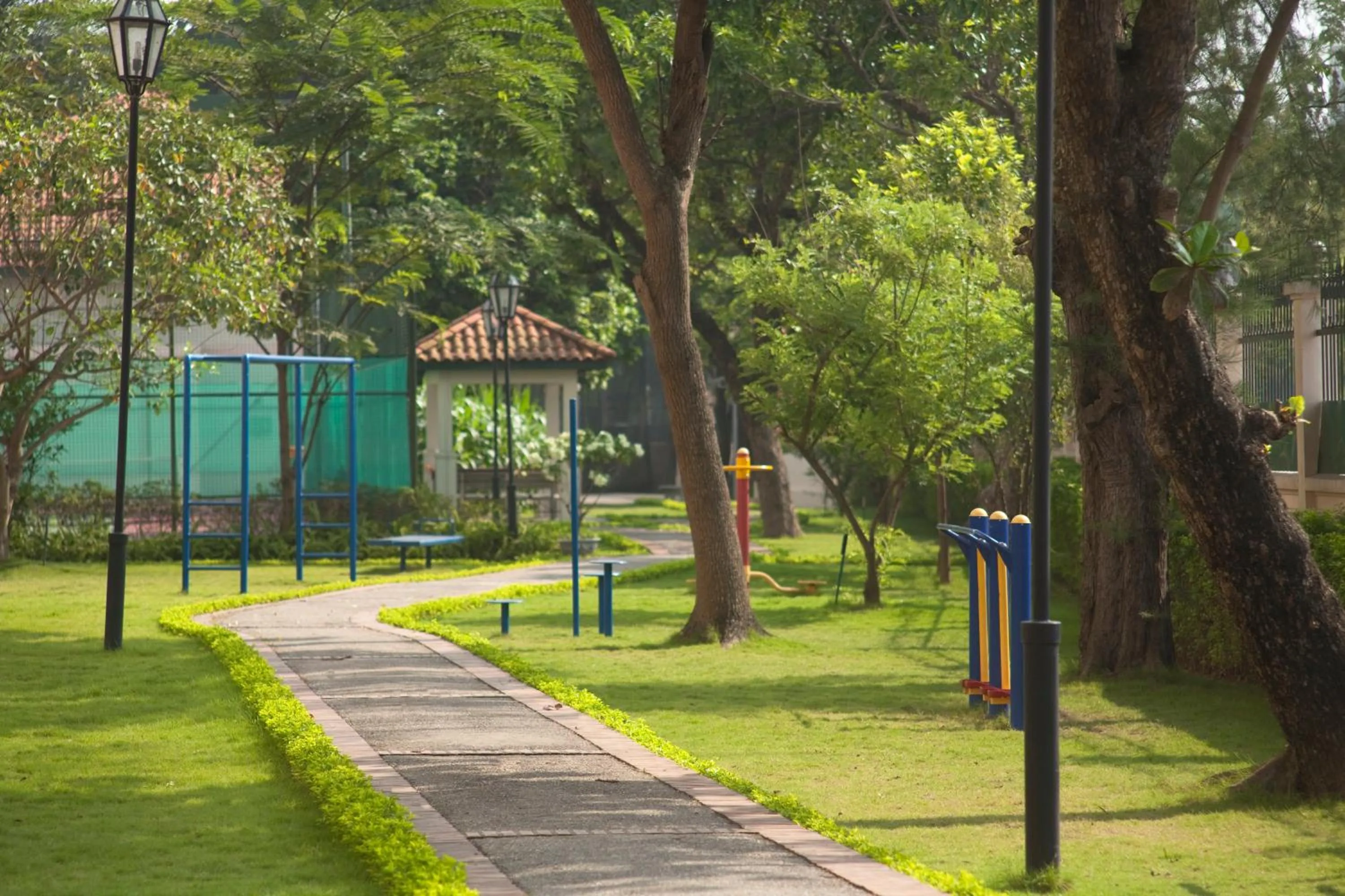 Garden in Diamond Westlake Suites