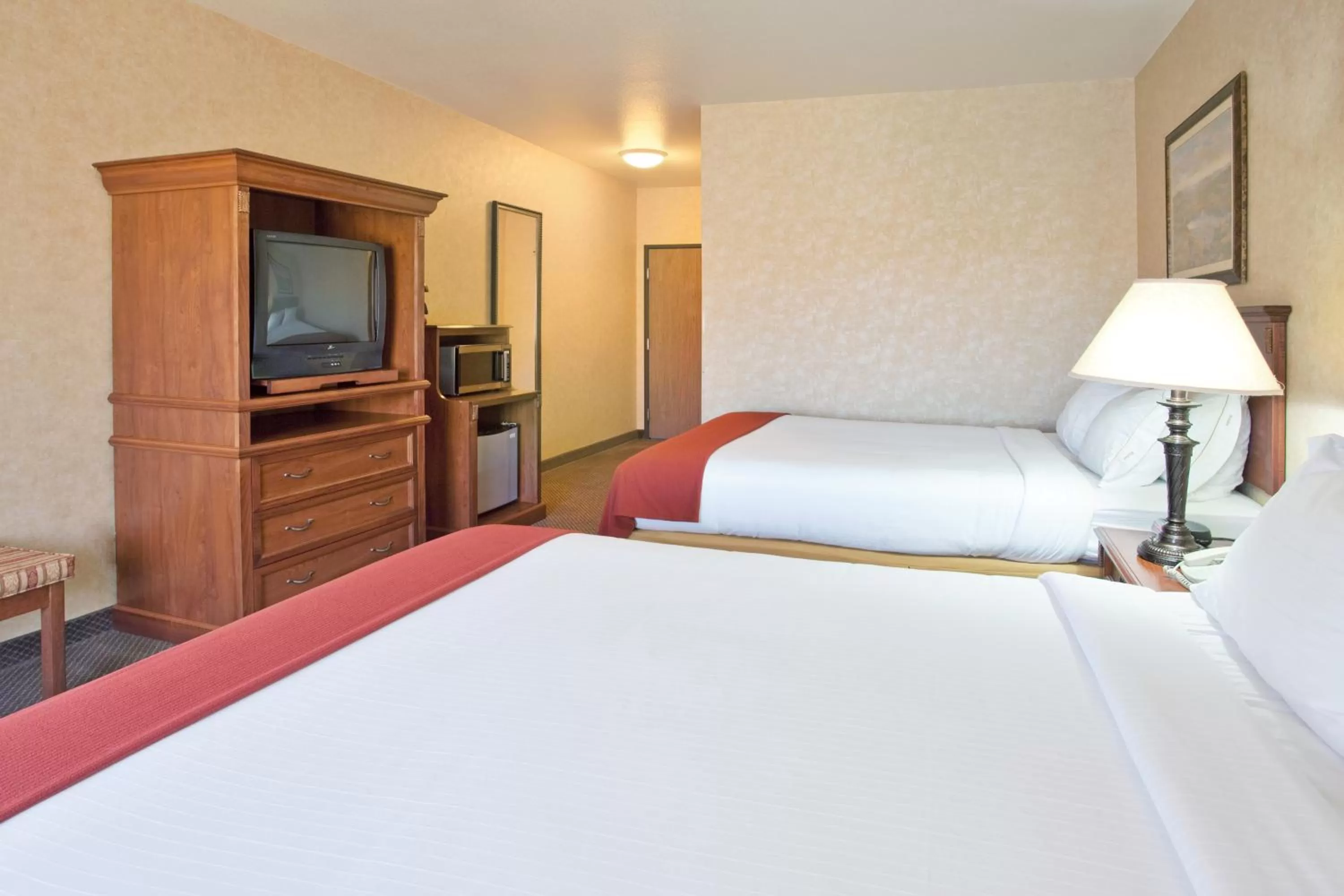 Holiday Inn Express Hotel & Suites Barstow by IHG