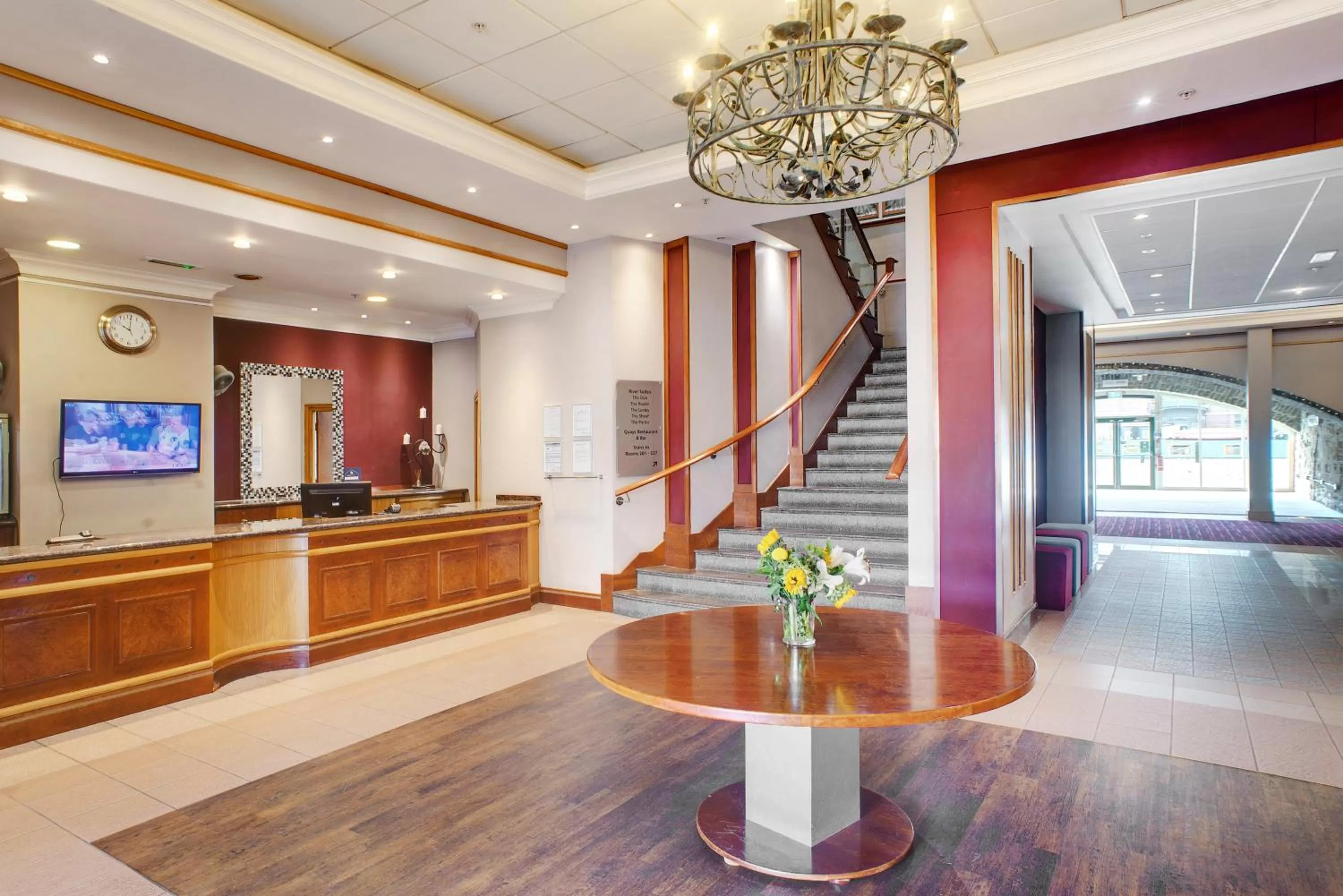 Lobby or reception in Best Western Plus The Quays Hotel Sheffield