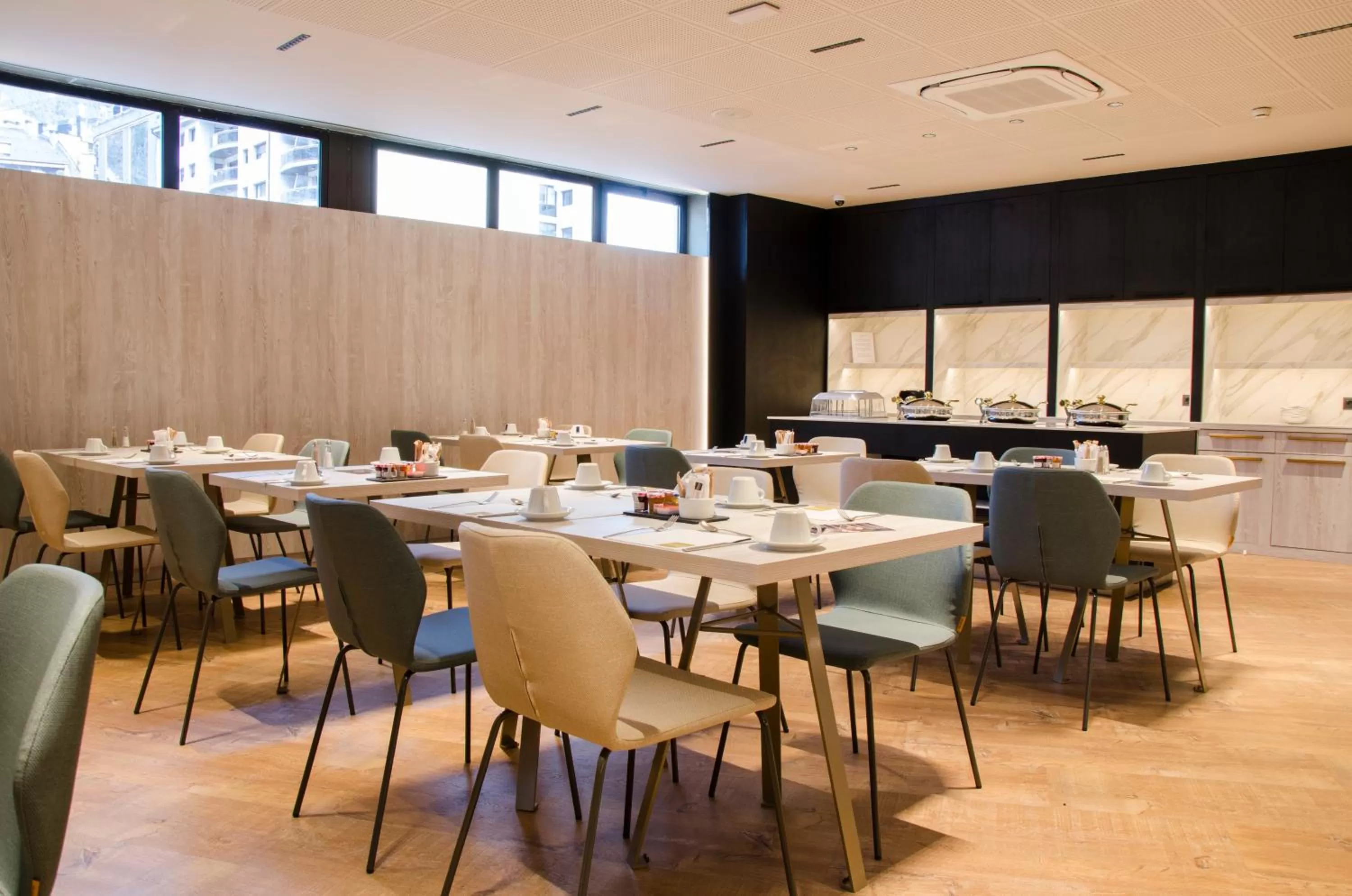 Restaurant/places to eat in Grand Plaza Hotel & Wellness