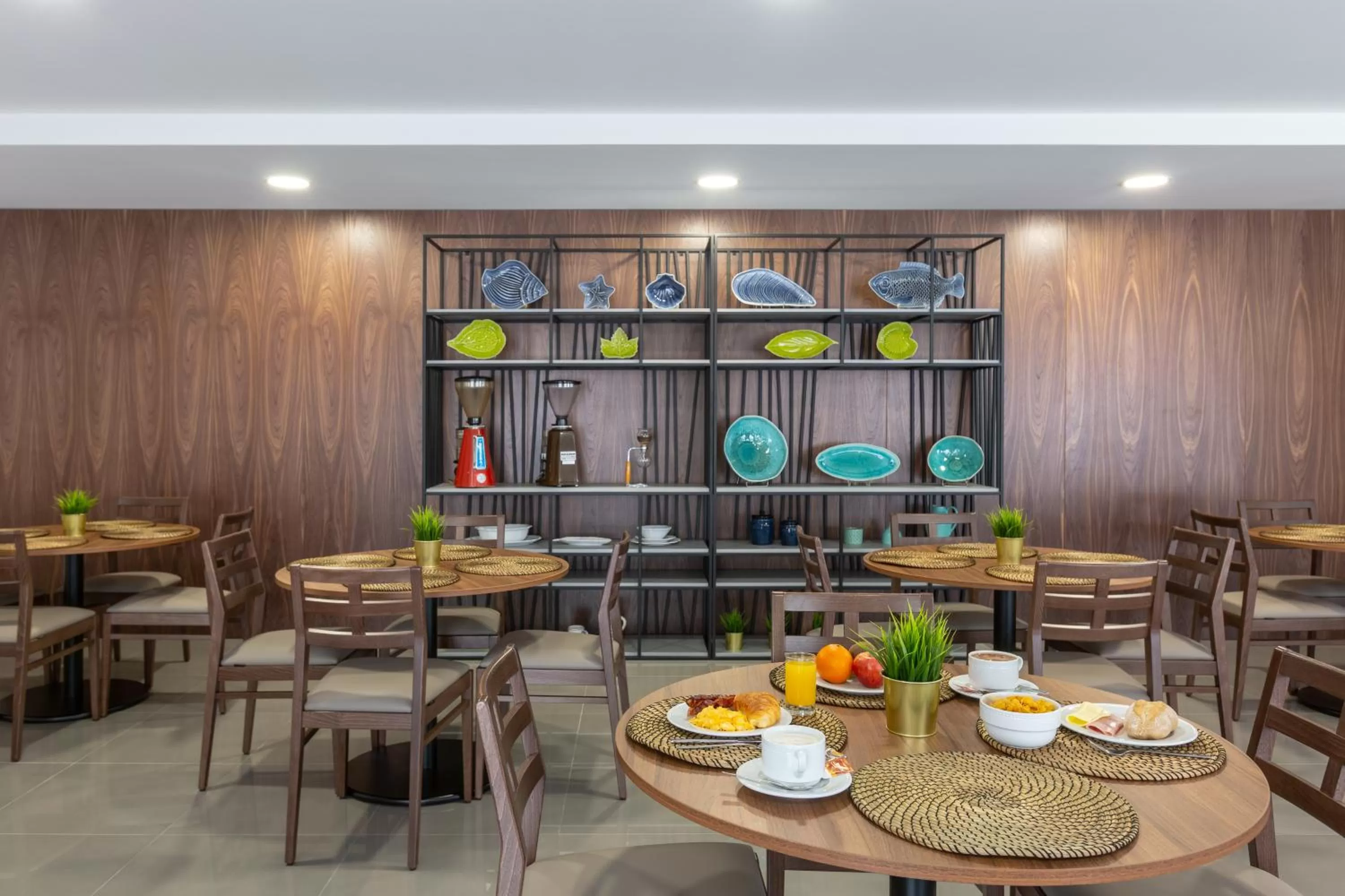 Continental breakfast in Hotel Afonso V & SPA