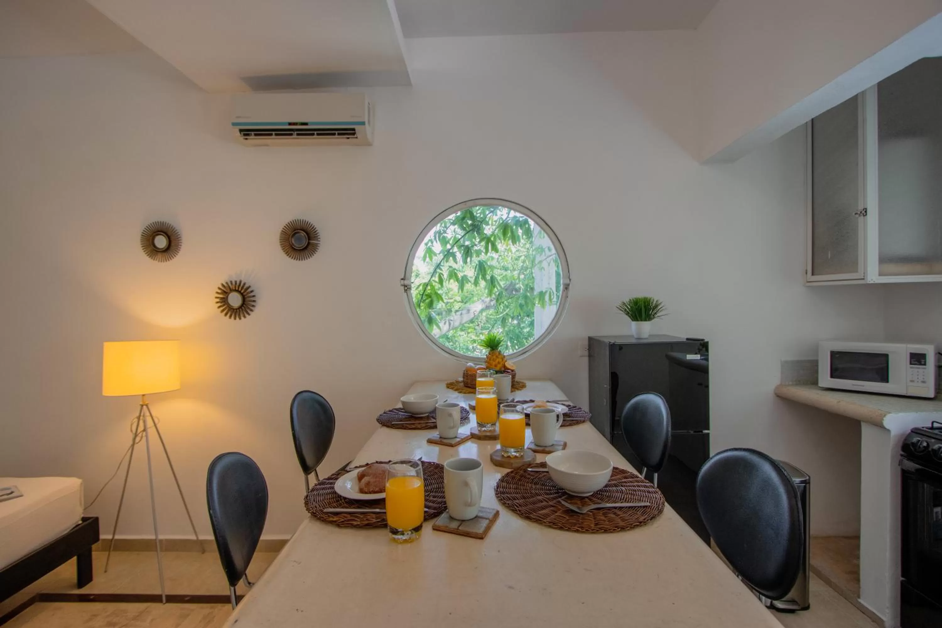 Nasim Condo Hotel con acceso BEACH CLUB GRATIS, metros 5th AVENIDA