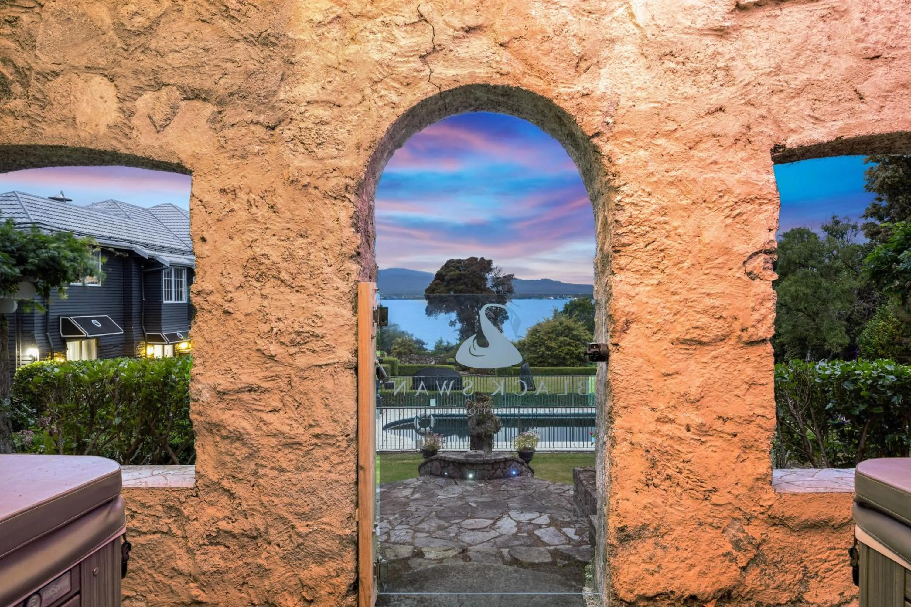 Pool view in Black Swan Lakeside Boutique Hotel