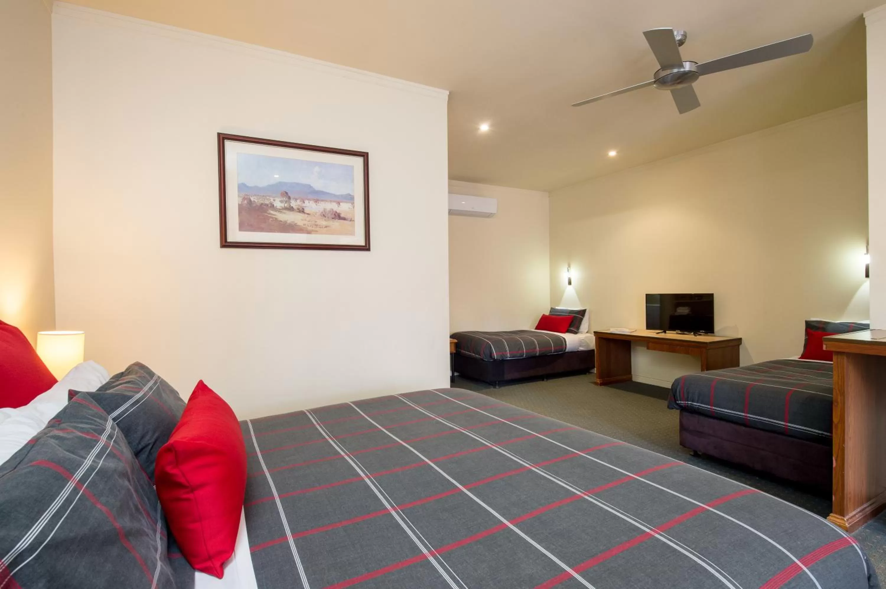 Family Room in John Pirie Motor Inn