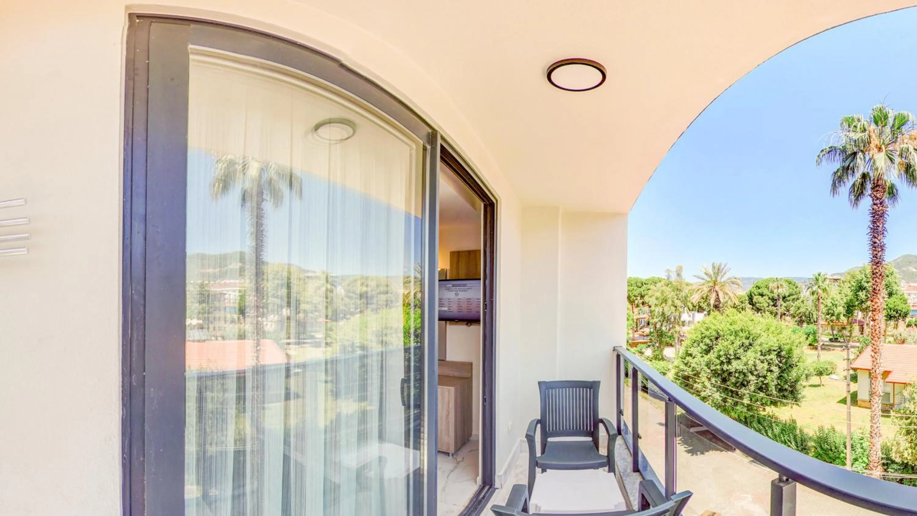 Balcony/Terrace in Arsi Hotel
