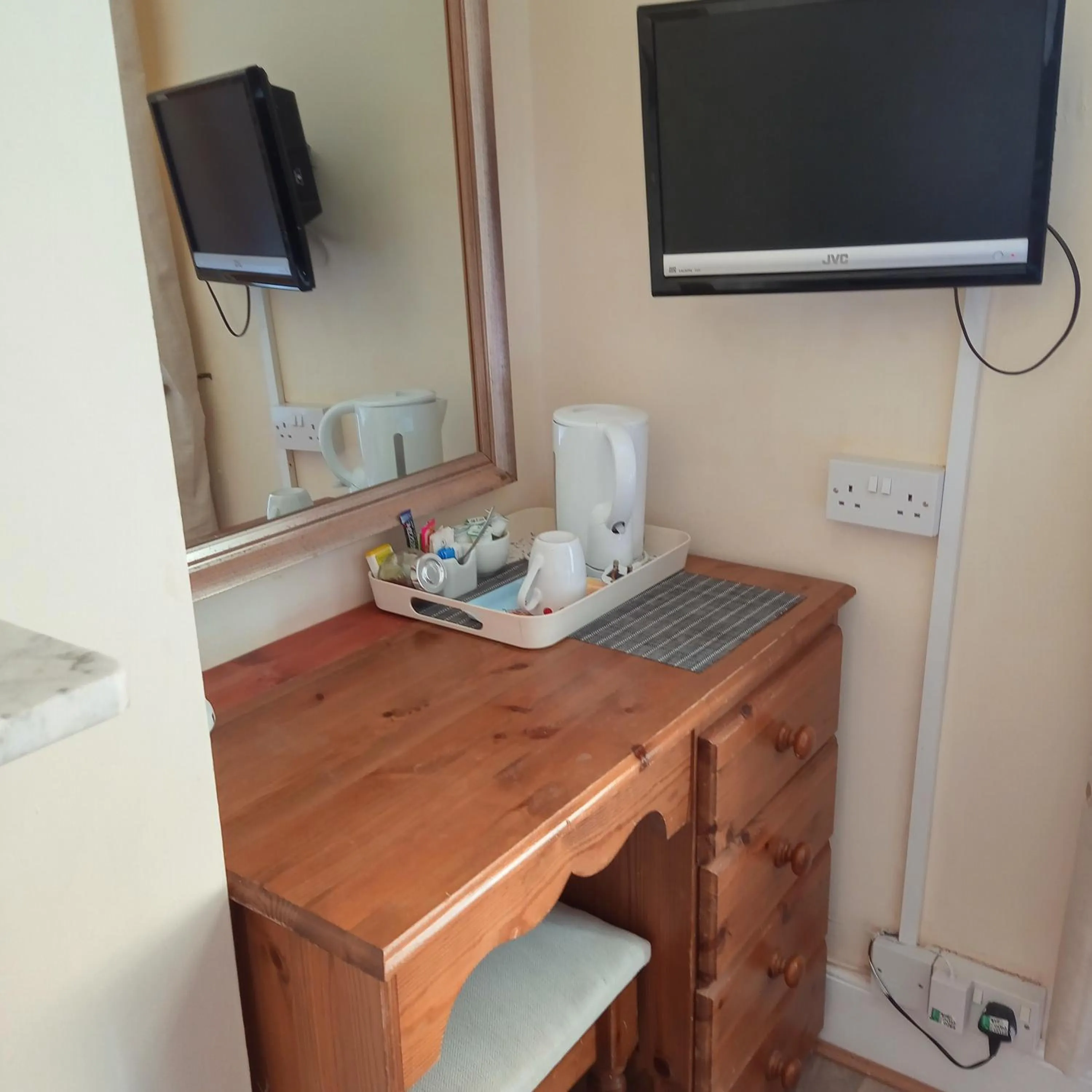 TV and multimedia in The Wilton Weymouth