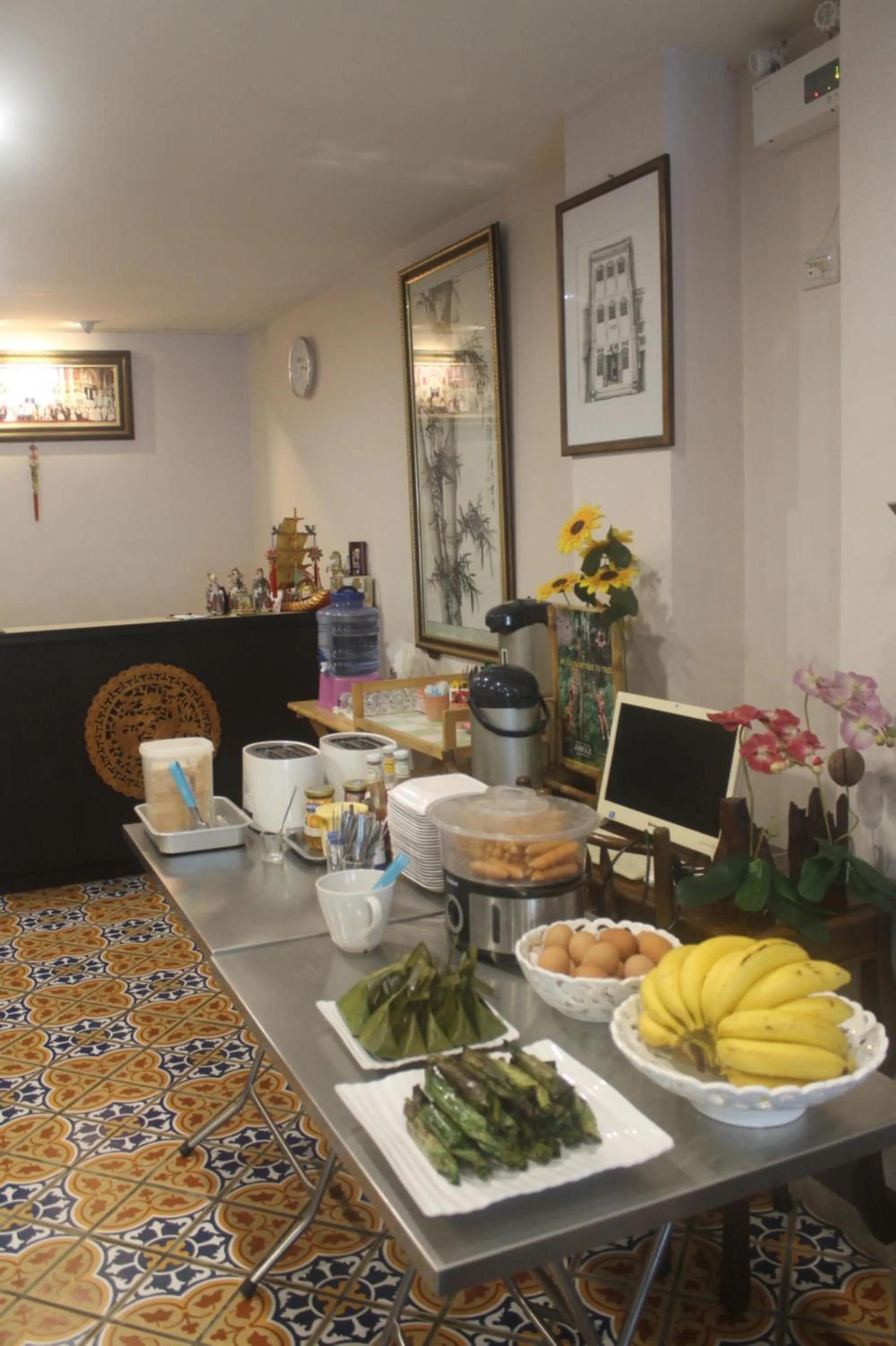 Continental breakfast in Ming Shou Boutique House