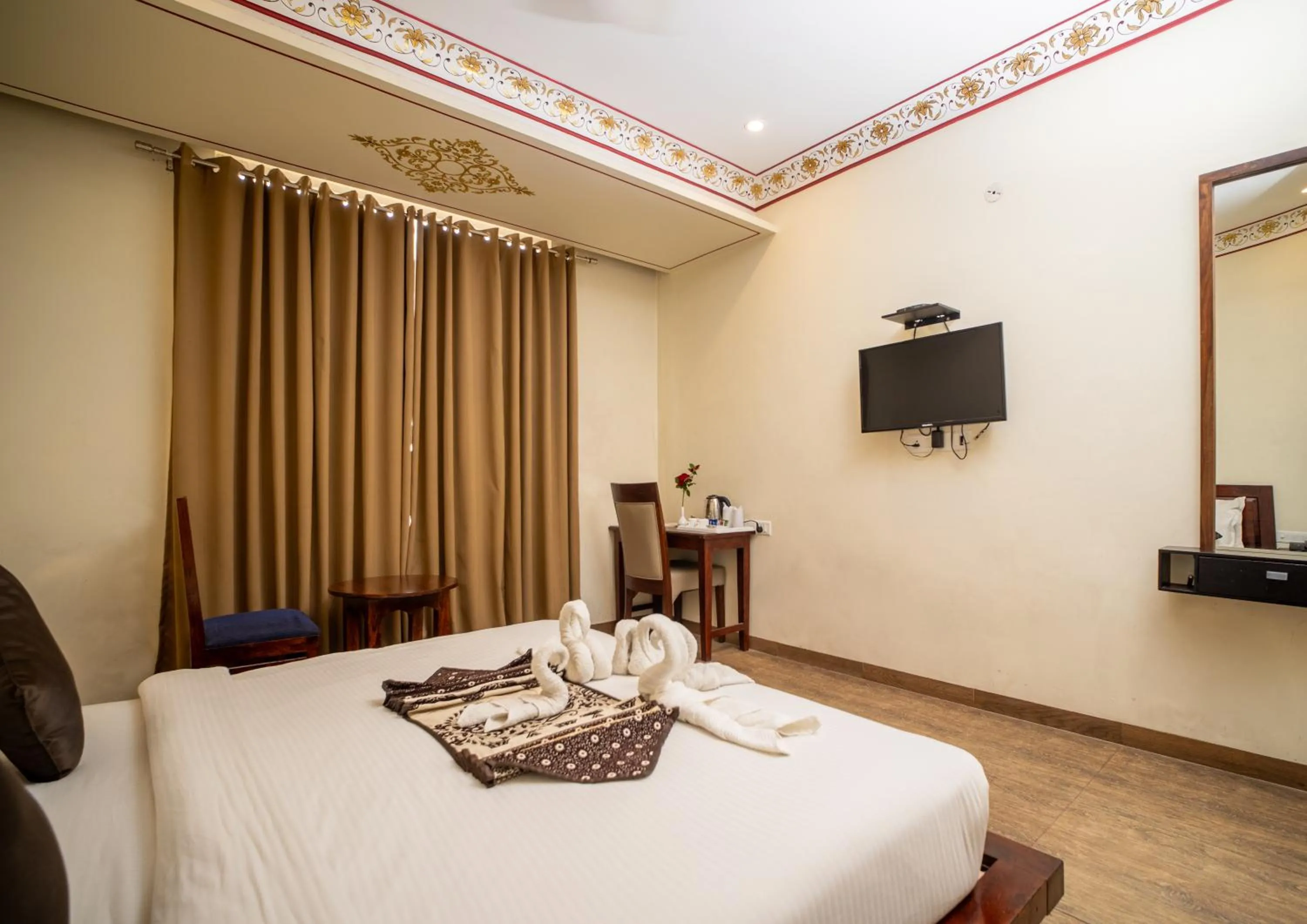 Bed in Hotel Laxmi Niwas - A Heritage Retreat
