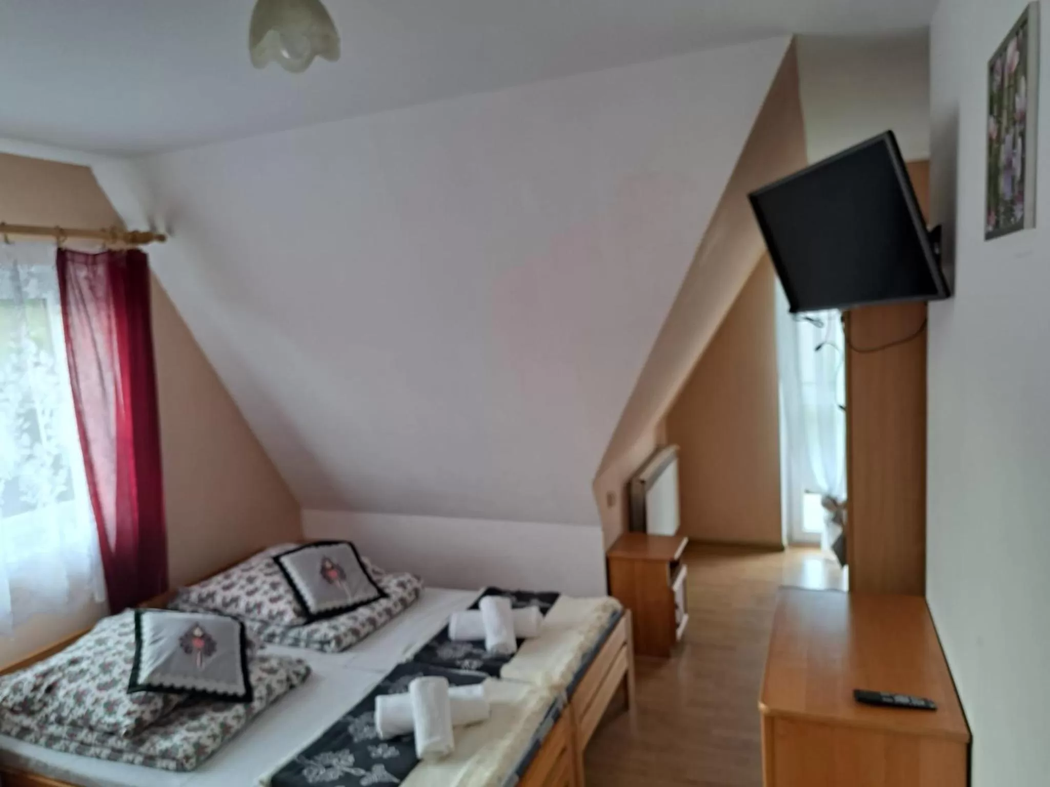 Property building, Bed in Willa Grzesiczek