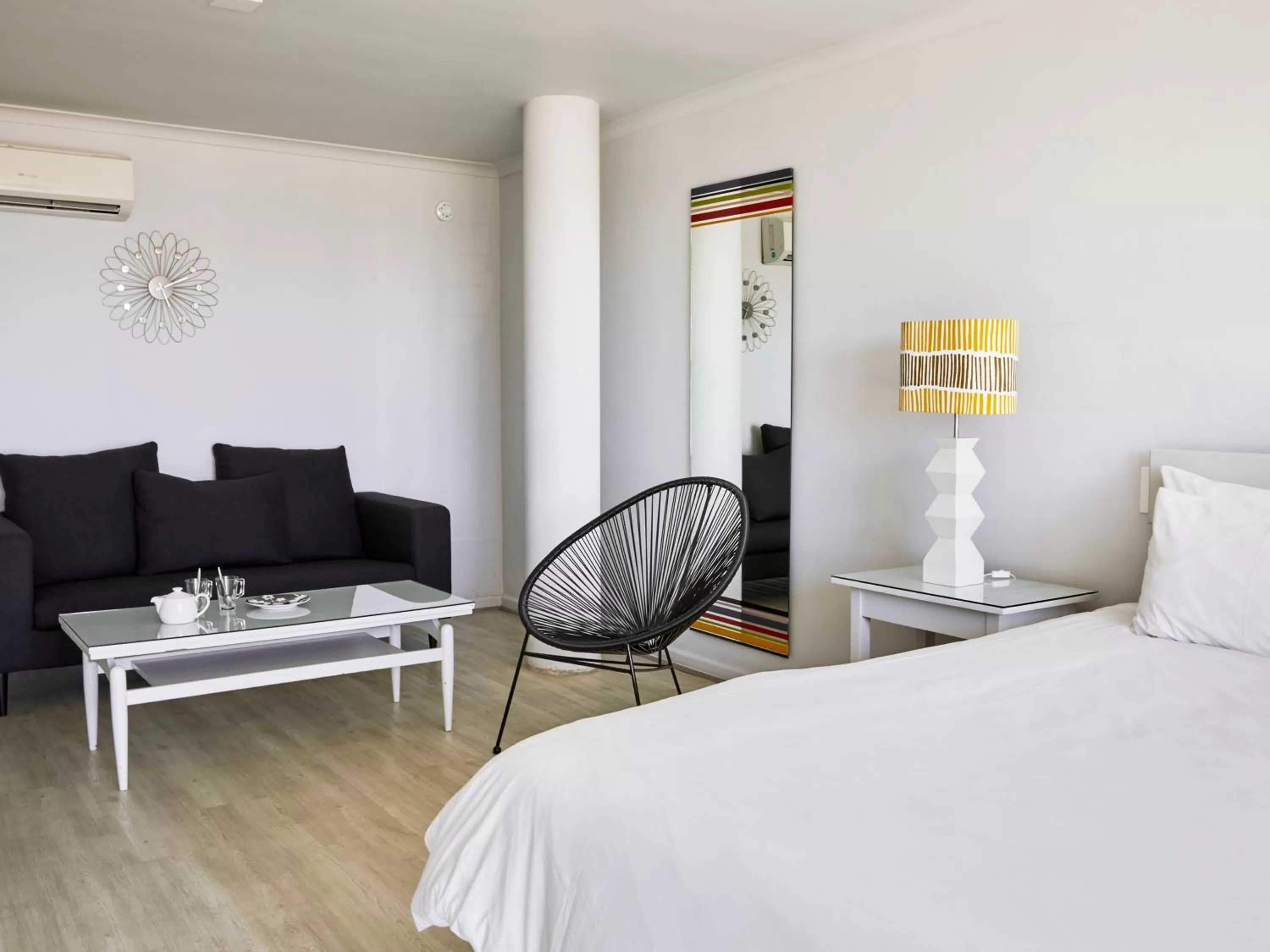 Seating area, Bed in La Splendida Hotel by NEWMARK