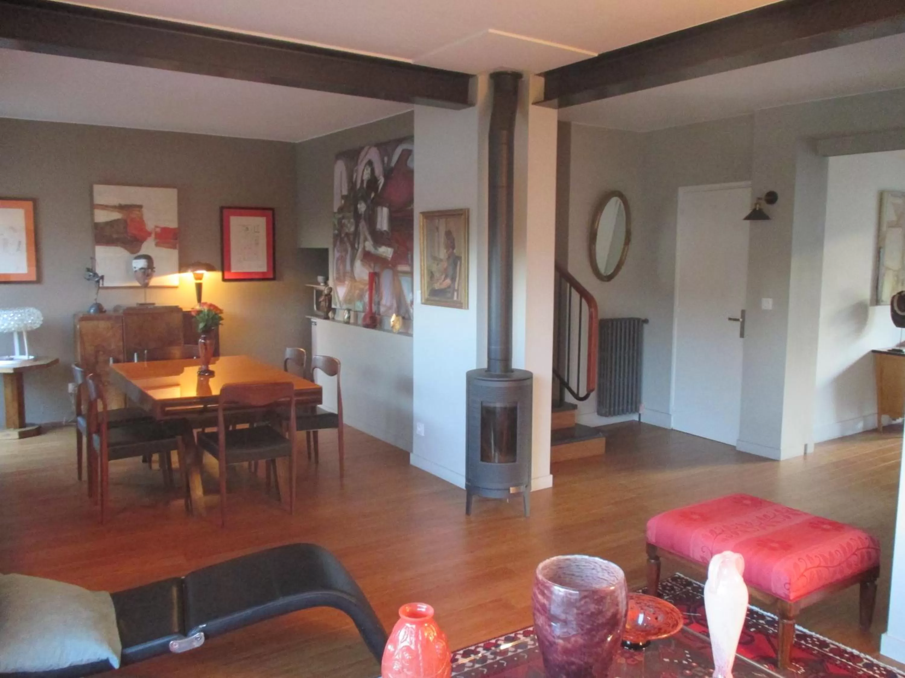 Communal lounge/ TV room in La Galerie