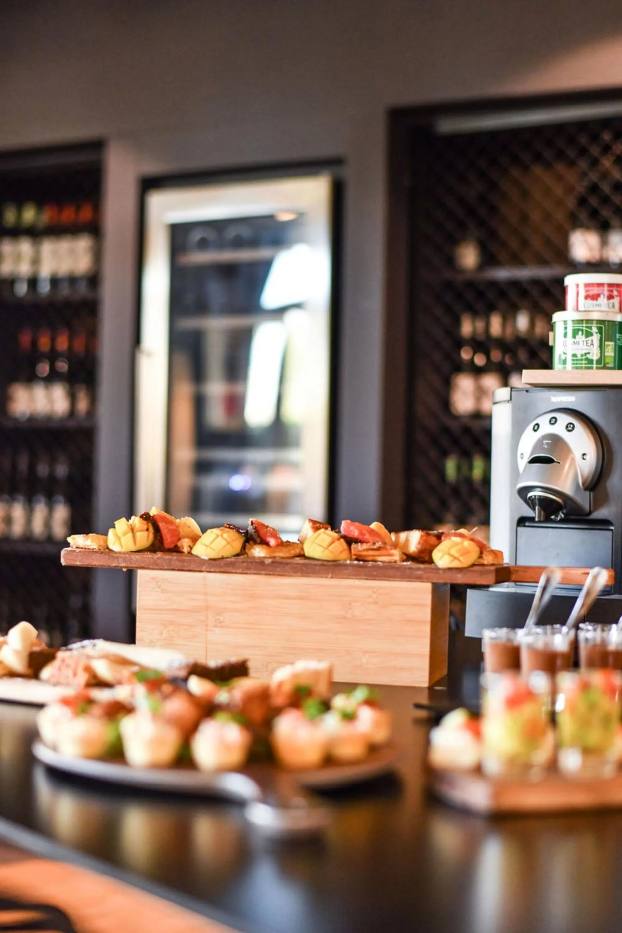 Restaurant/places to eat in Novotel Paris Créteil Le Lac