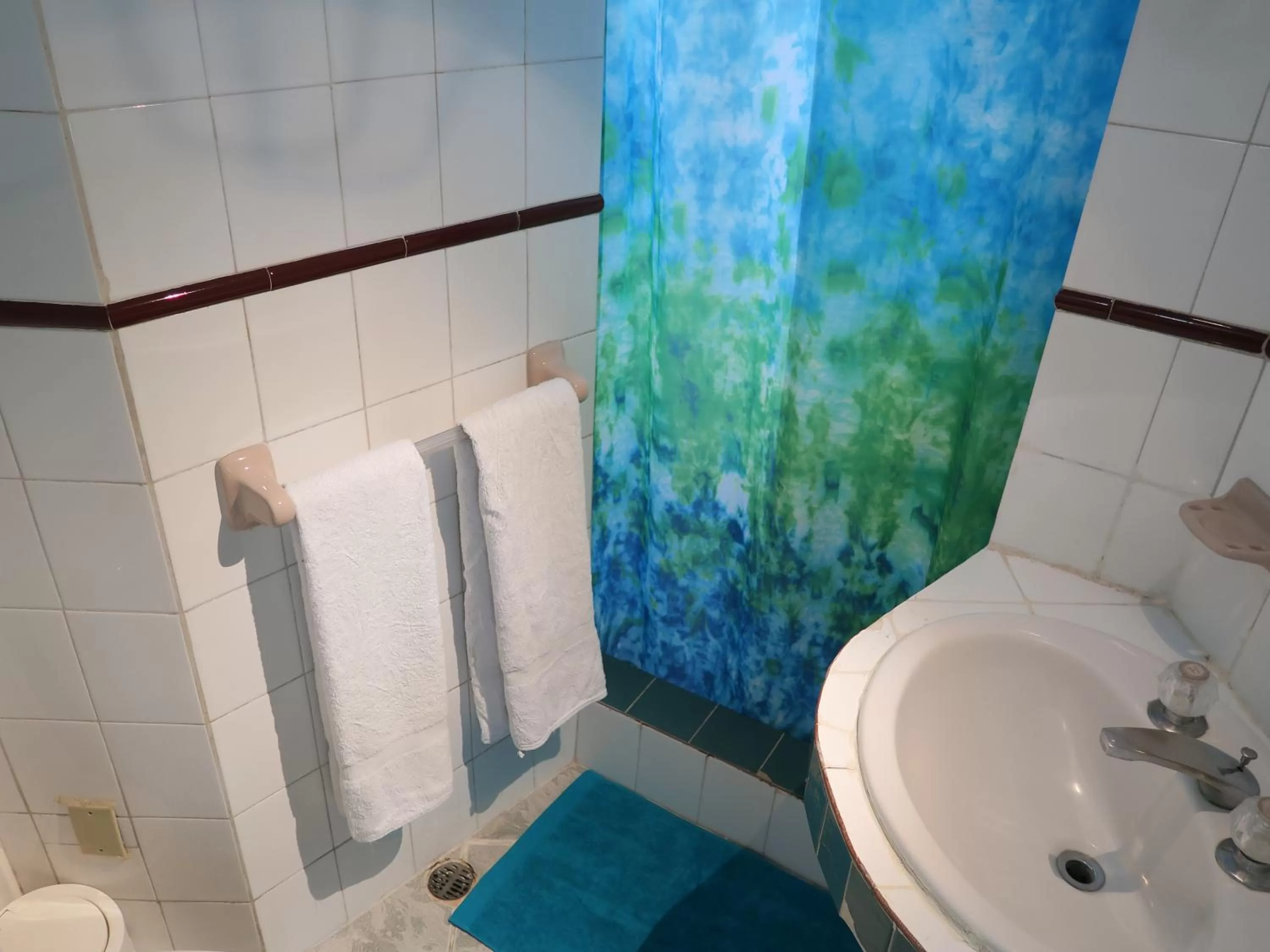 Bathroom in Hotel Club Rolling Stone