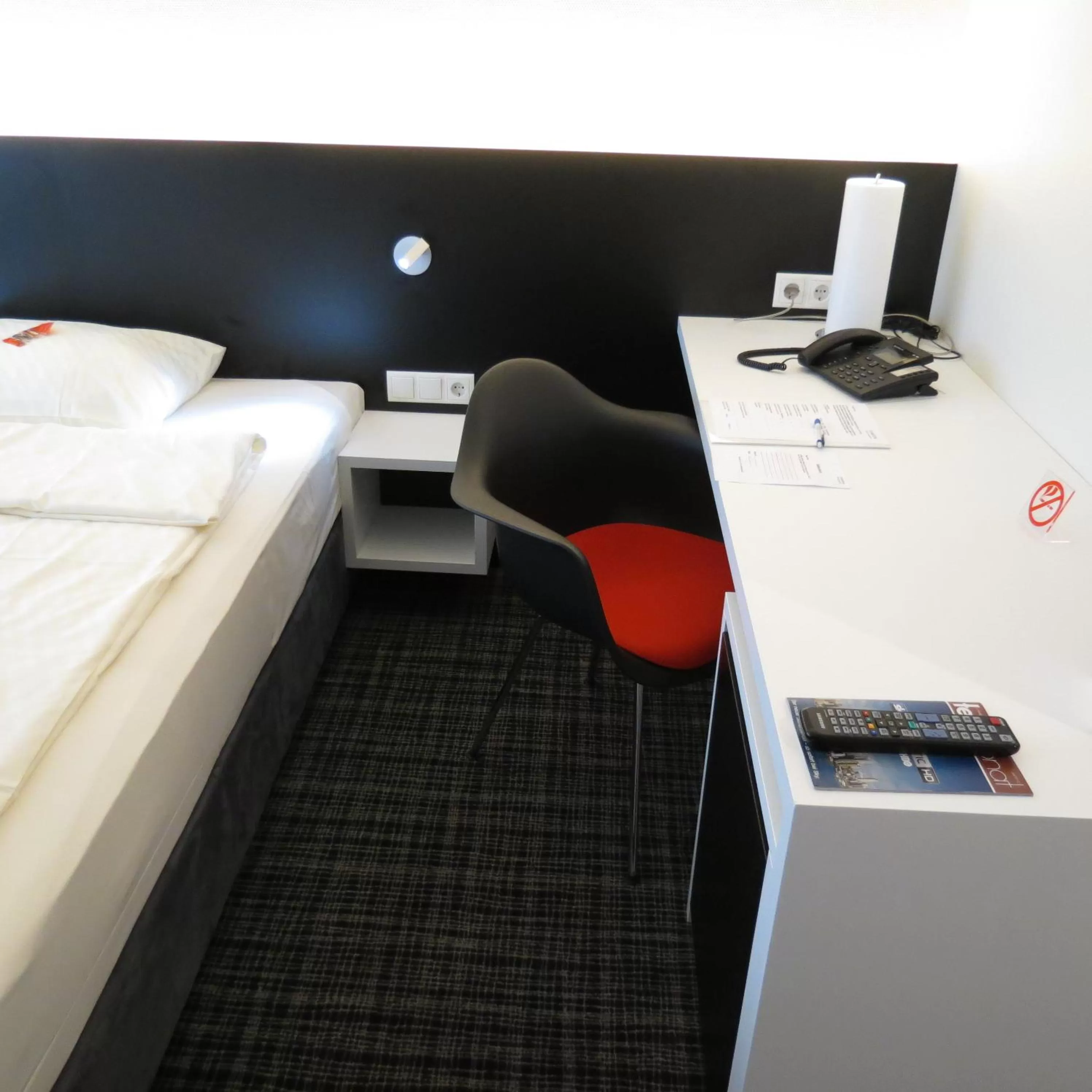 People, Bed in Comfor Hotel Ulm City